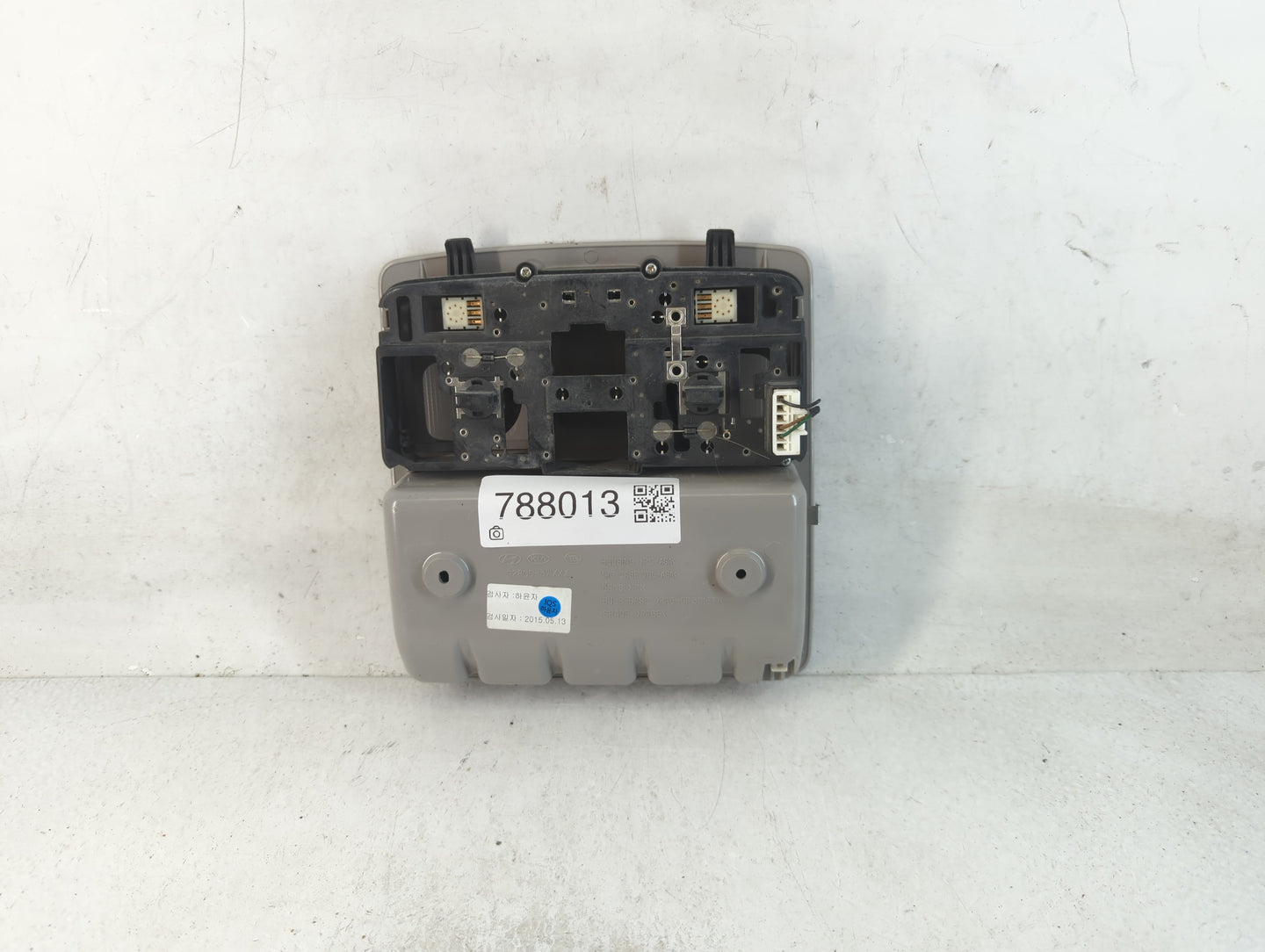 2016 Kia Sportage Overhead Roof Console - Oemusedautoparts1.com