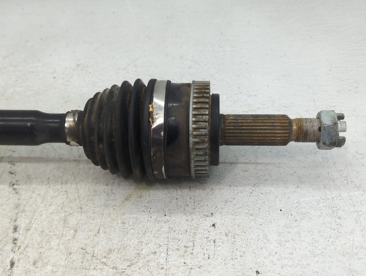 2014-2016 Kia Sportage Axle Shaft Front Passenger Cv C/v - Oemusedautoparts1.com