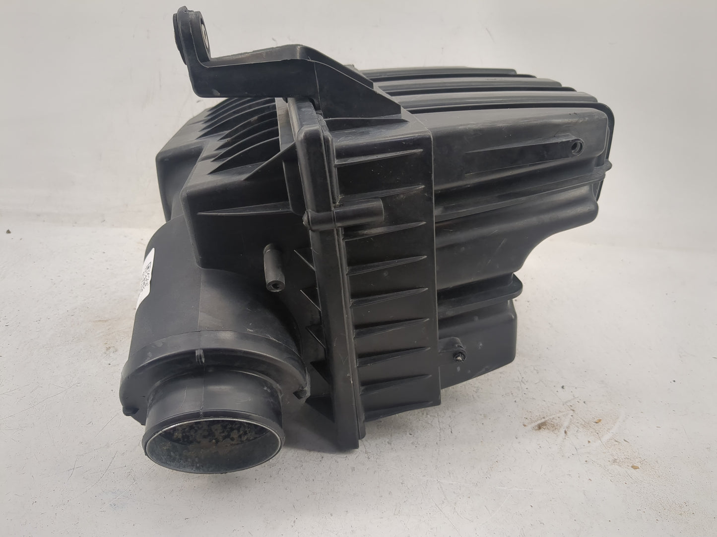 2015-2017 Land Rover Discovery Sport Air Cleaner Intake-duct Hose Tube - Oemusedautoparts1.com