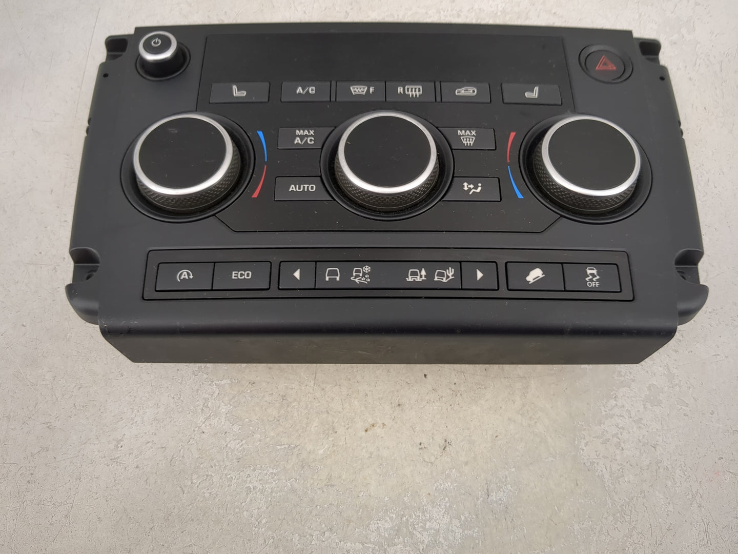 2015-2016 Land Rover Discovery Sport Climate Control Module Temperature AC/Heater Replacement Fits OEM Used Auto Parts - Oem
