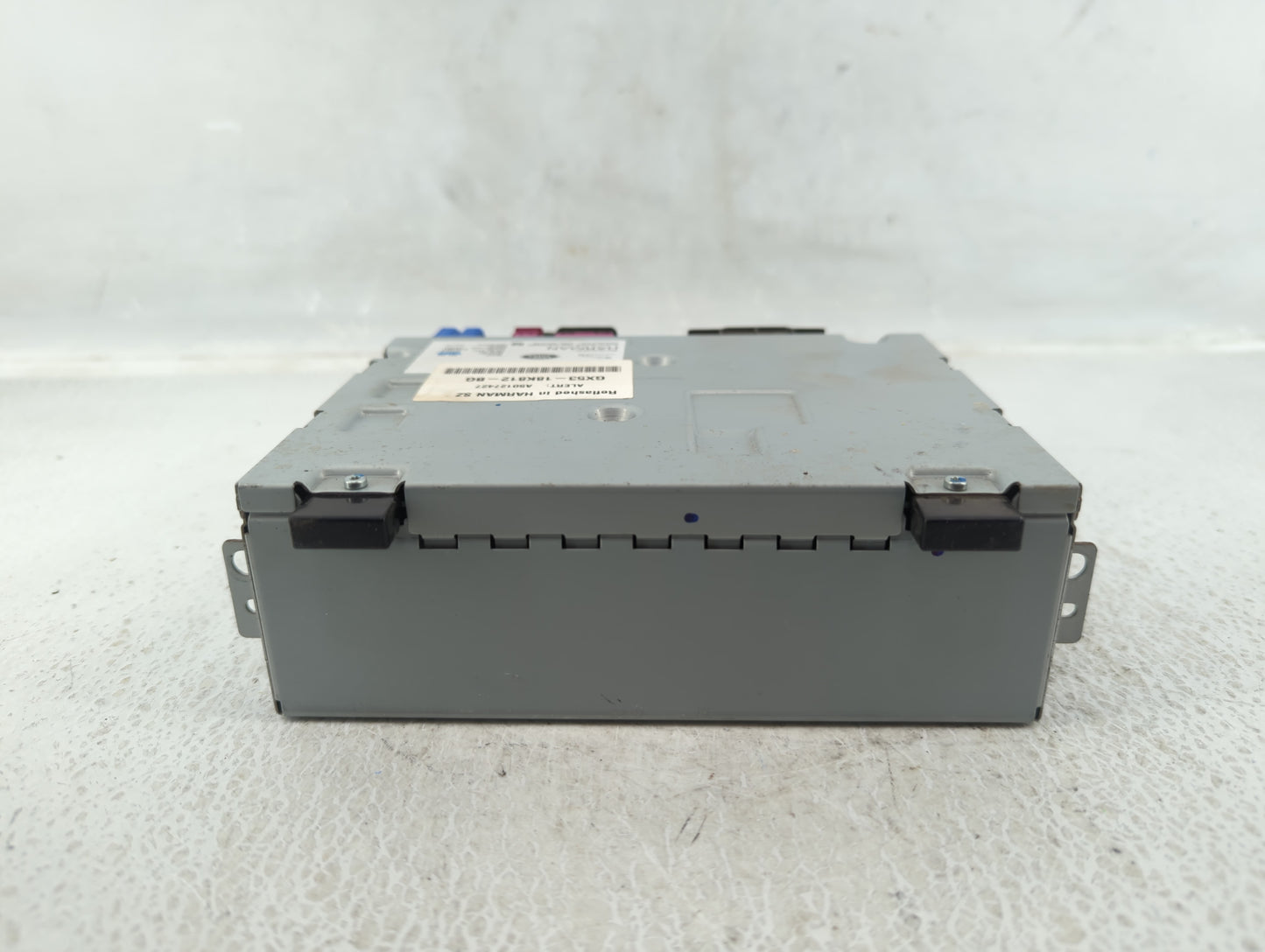 2015-2016 Land Rover Discovery Sport Am Fm Cd Player Radio Receiver - Oemusedautoparts1.com