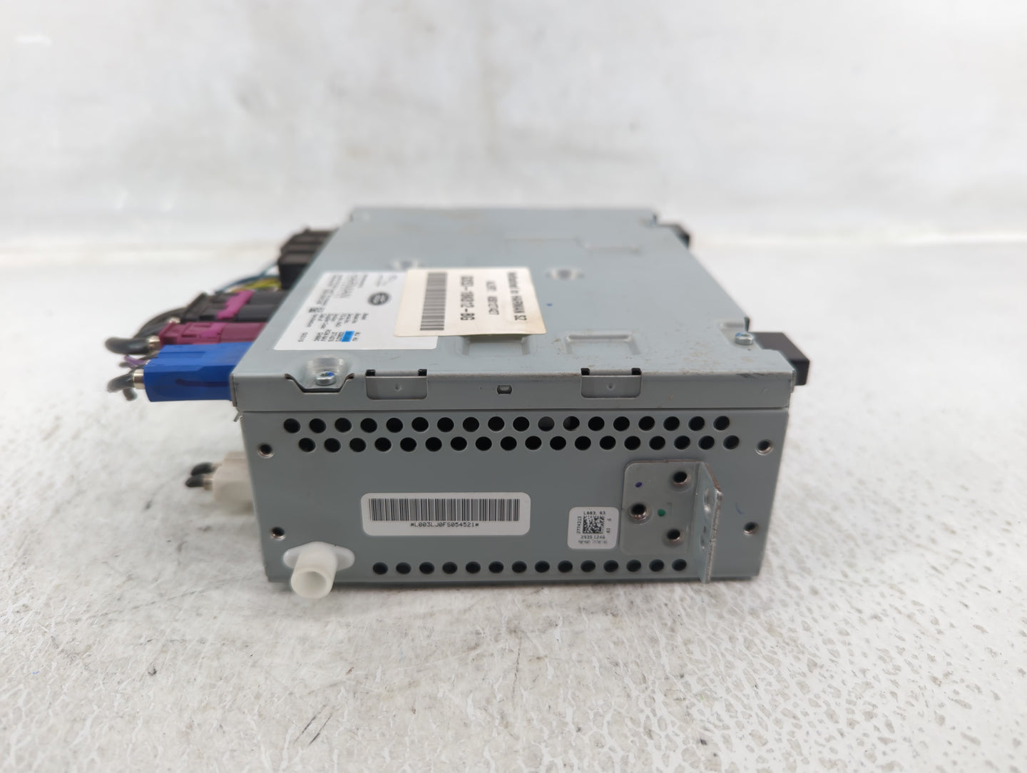 2015-2016 Land Rover Discovery Sport Am Fm Cd Player Radio Receiver - Oemusedautoparts1.com