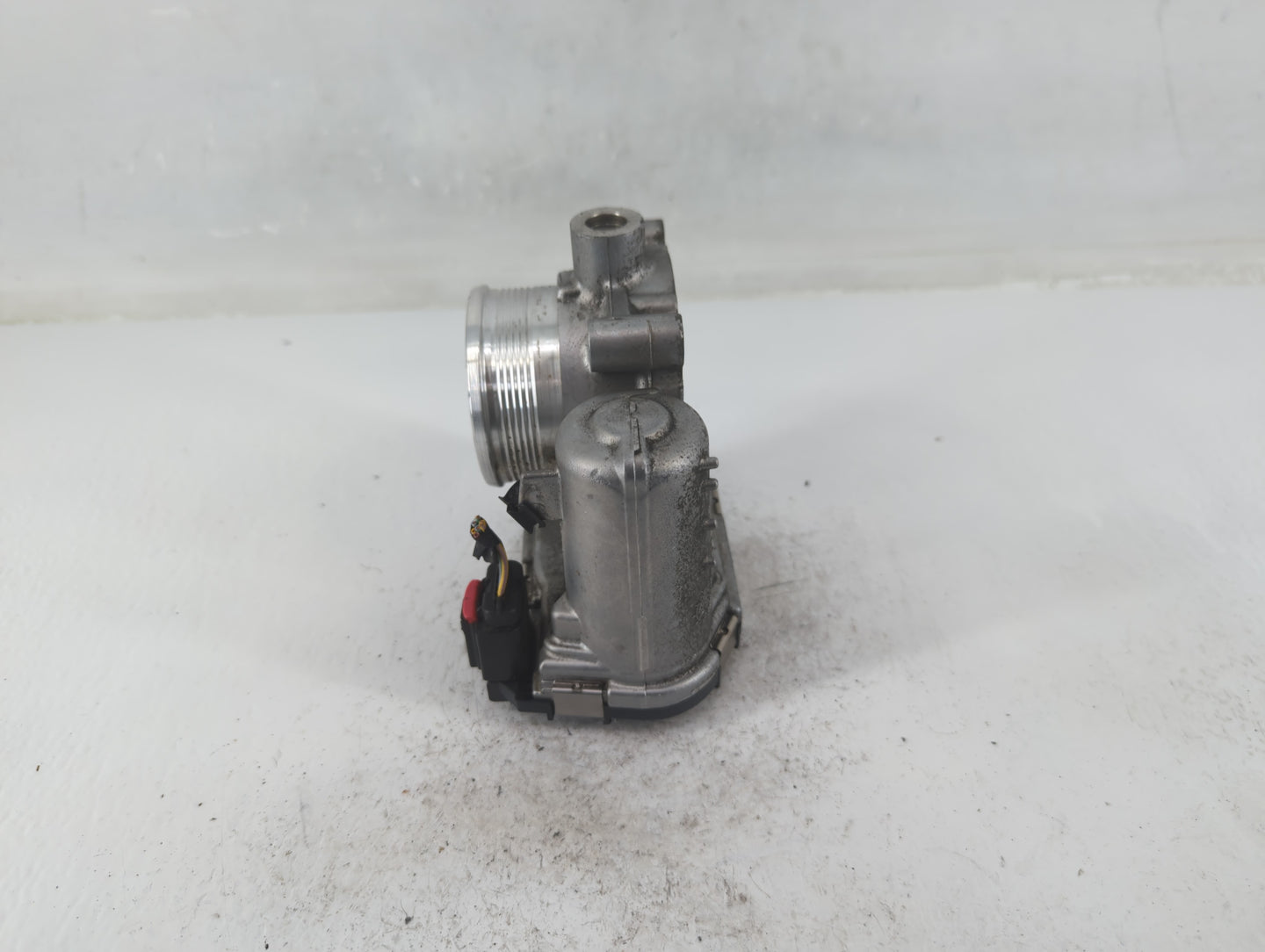 2015-2017 Land Rover Discovery Sport Throttle Body P/N:CM5E 9F991 AD Fits Fits 2014 2015 2016 2017 OEM Used Auto Parts - Oem