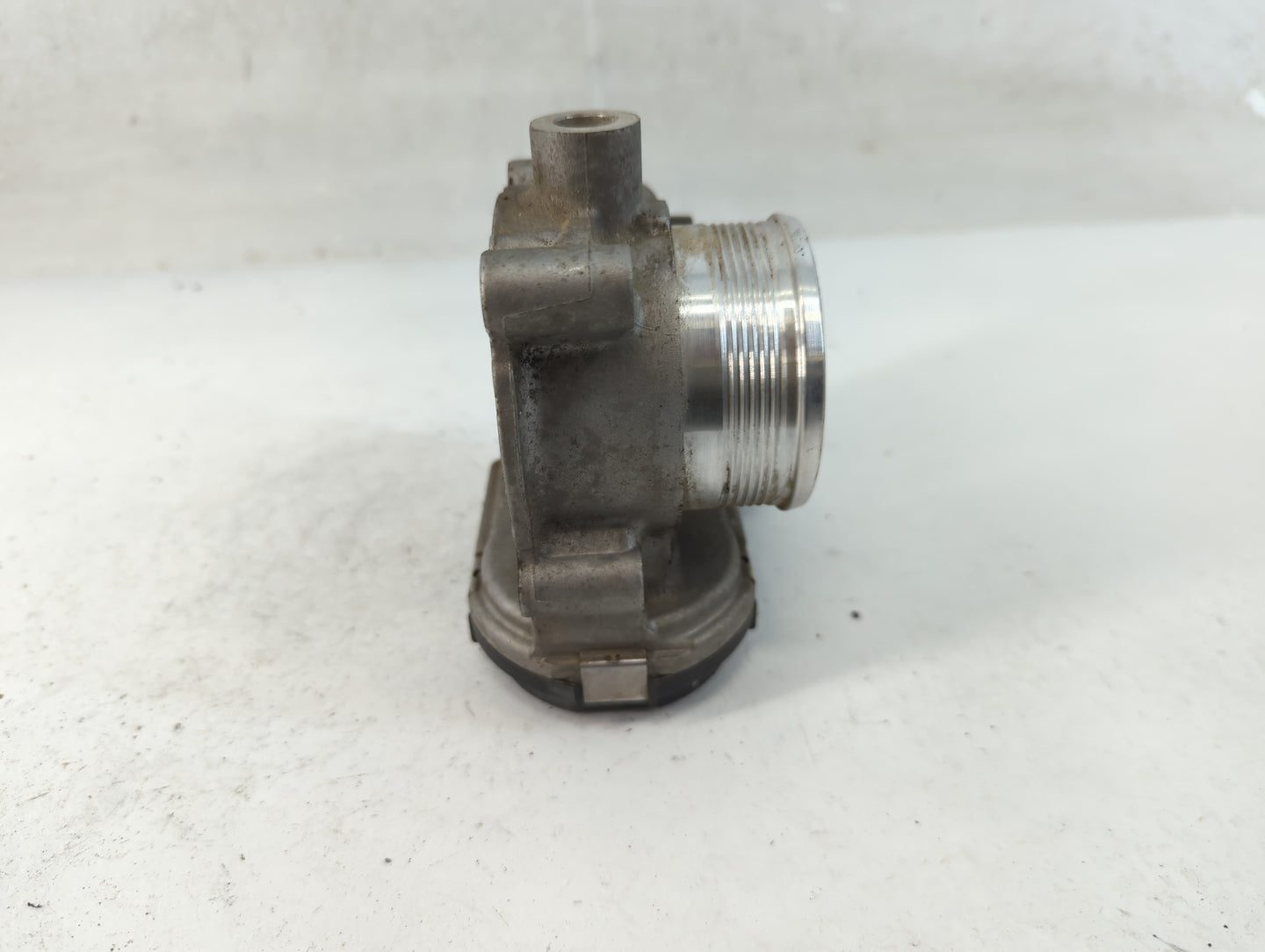 2015-2017 Land Rover Discovery Sport Throttle Body P/N:CM5E 9F991 AD Fits Fits 2014 2015 2016 2017 OEM Used Auto Parts - Oem