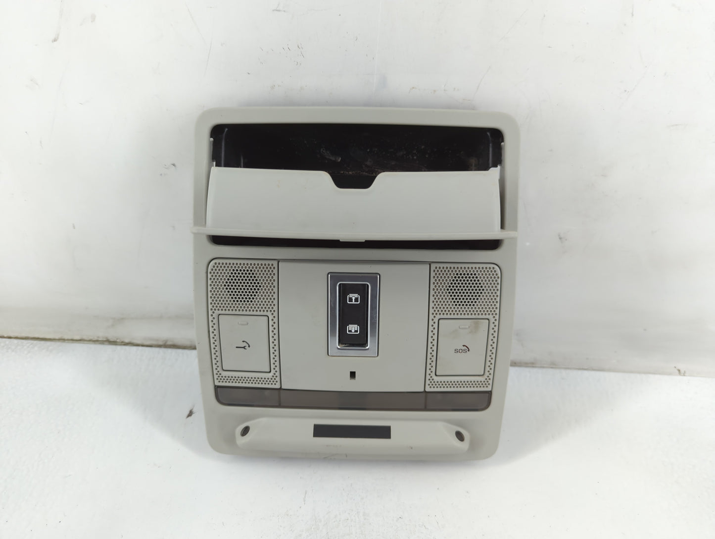2016 Land Rover Discovery Sport Overhead Roof Console - Oemusedautoparts1.com