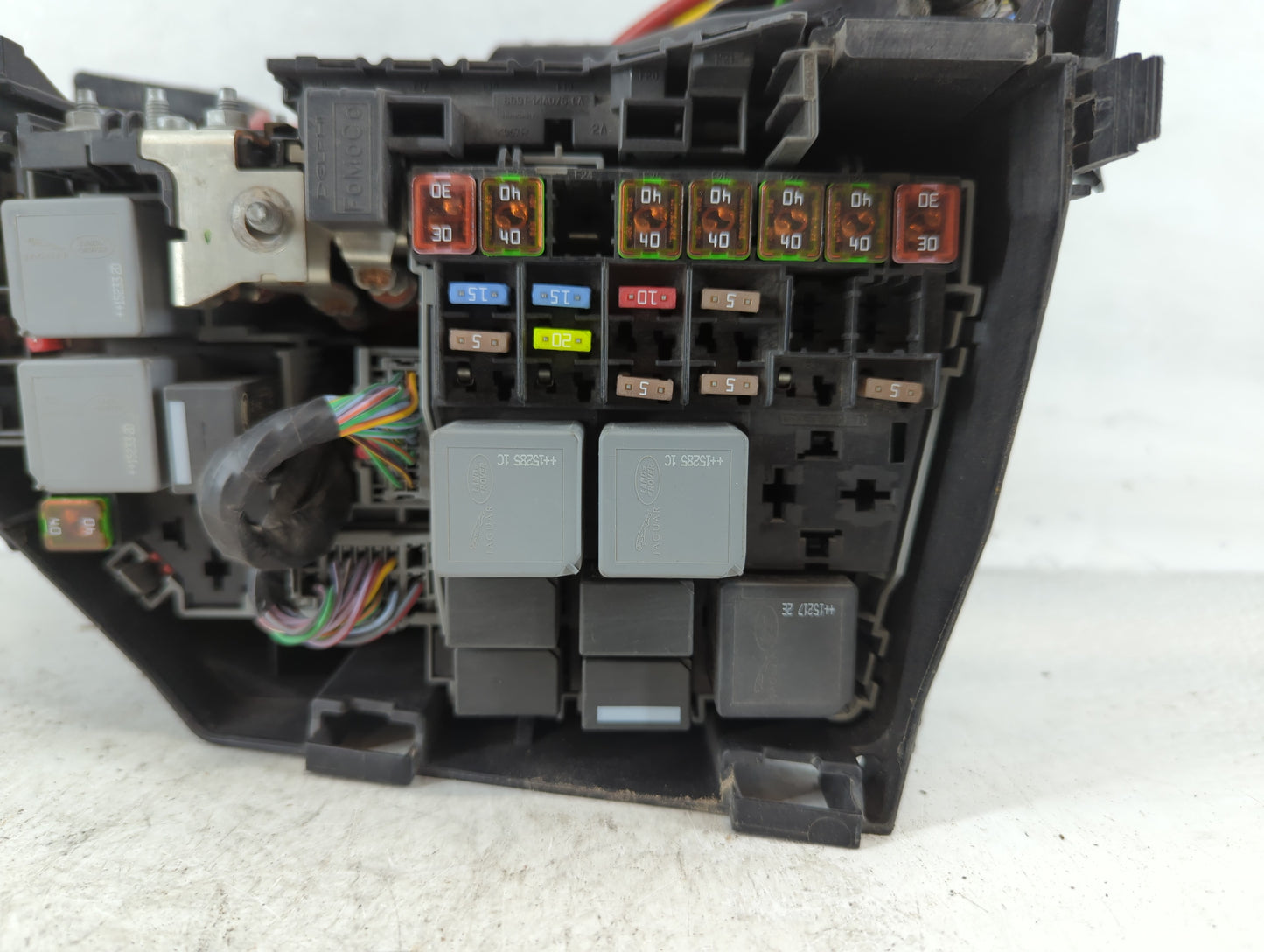 2015-2017 Land Rover Discovery Sport Fusebox Fuse Box Panel Relay Module P/N:GK72-14A076-AA Fits Fits 2015 2016 2017 OEM Use