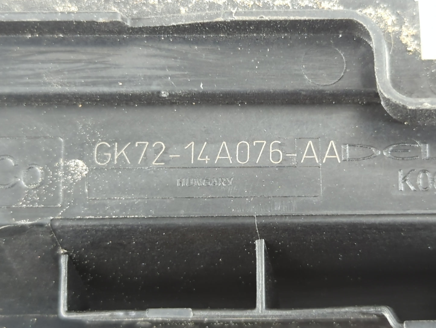 2015-2017 Land Rover Discovery Sport Fusebox Fuse Box Panel Relay Module P/N:GK72-14A076-AA Fits Fits 2015 2016 2017 OEM Use
