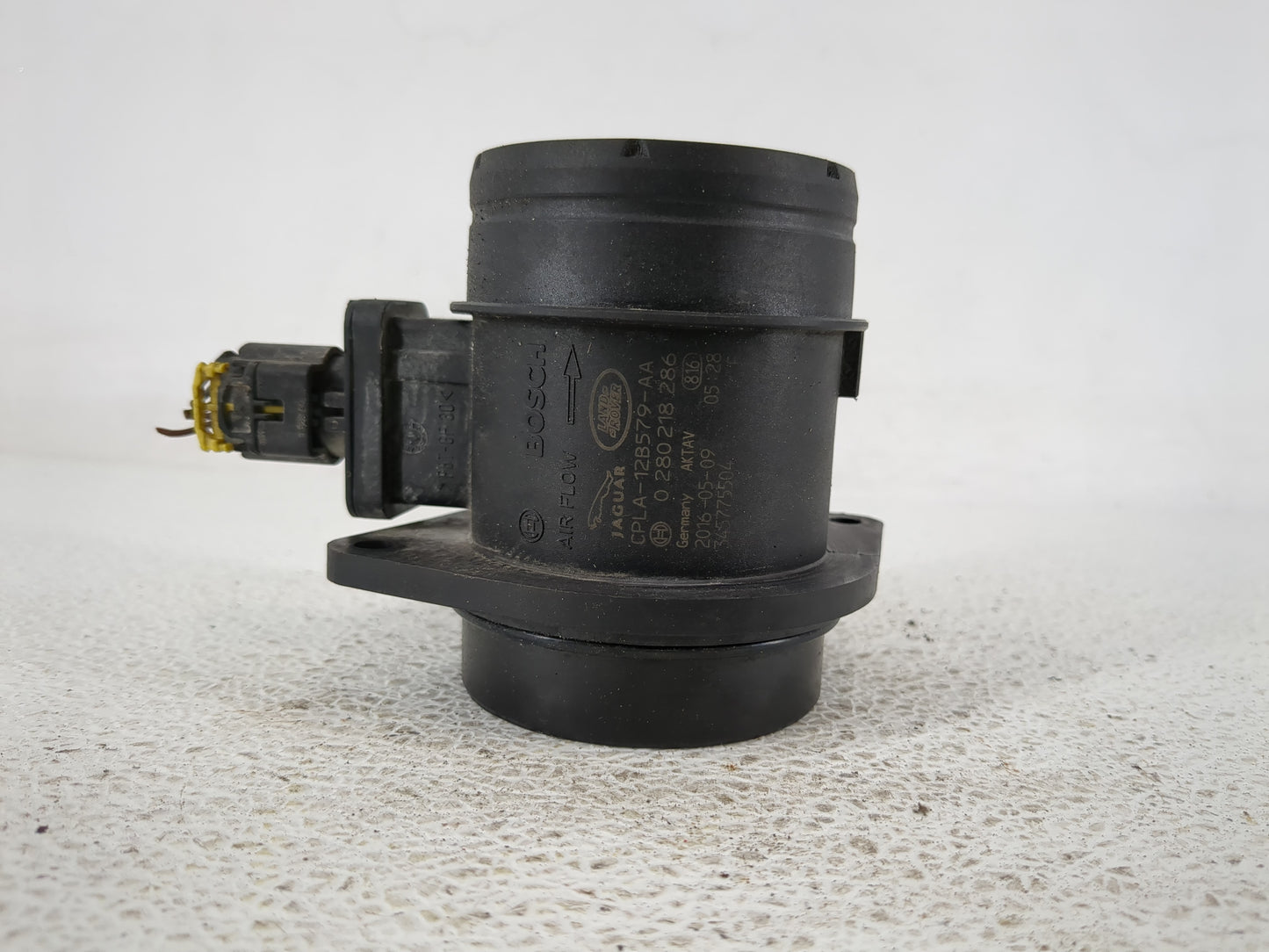 2016 Land Rover Lr4 Mass Air Flow Meter Maf - Oemusedautoparts1.com