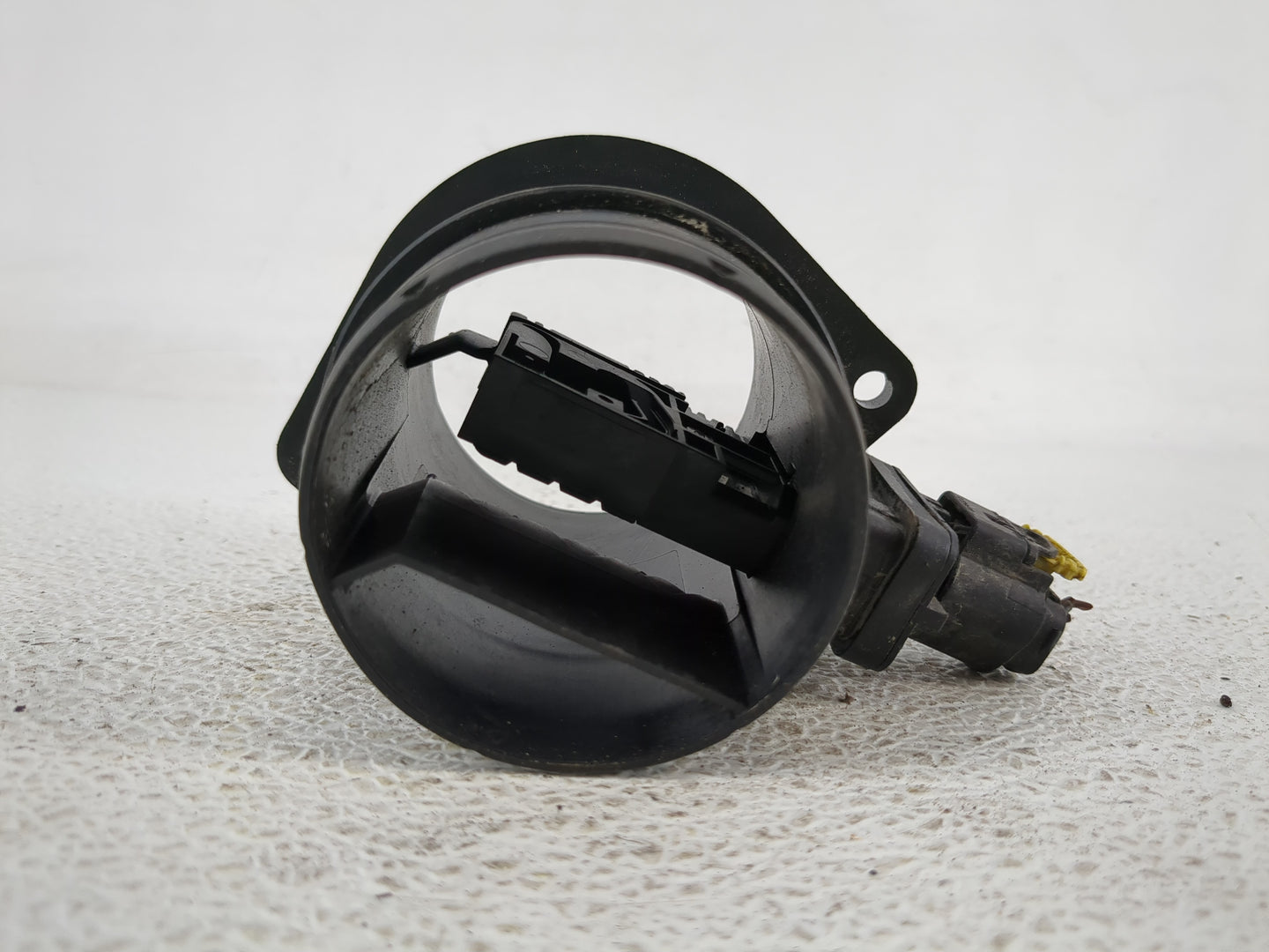 2016 Land Rover Lr4 Mass Air Flow Meter Maf - Oemusedautoparts1.com