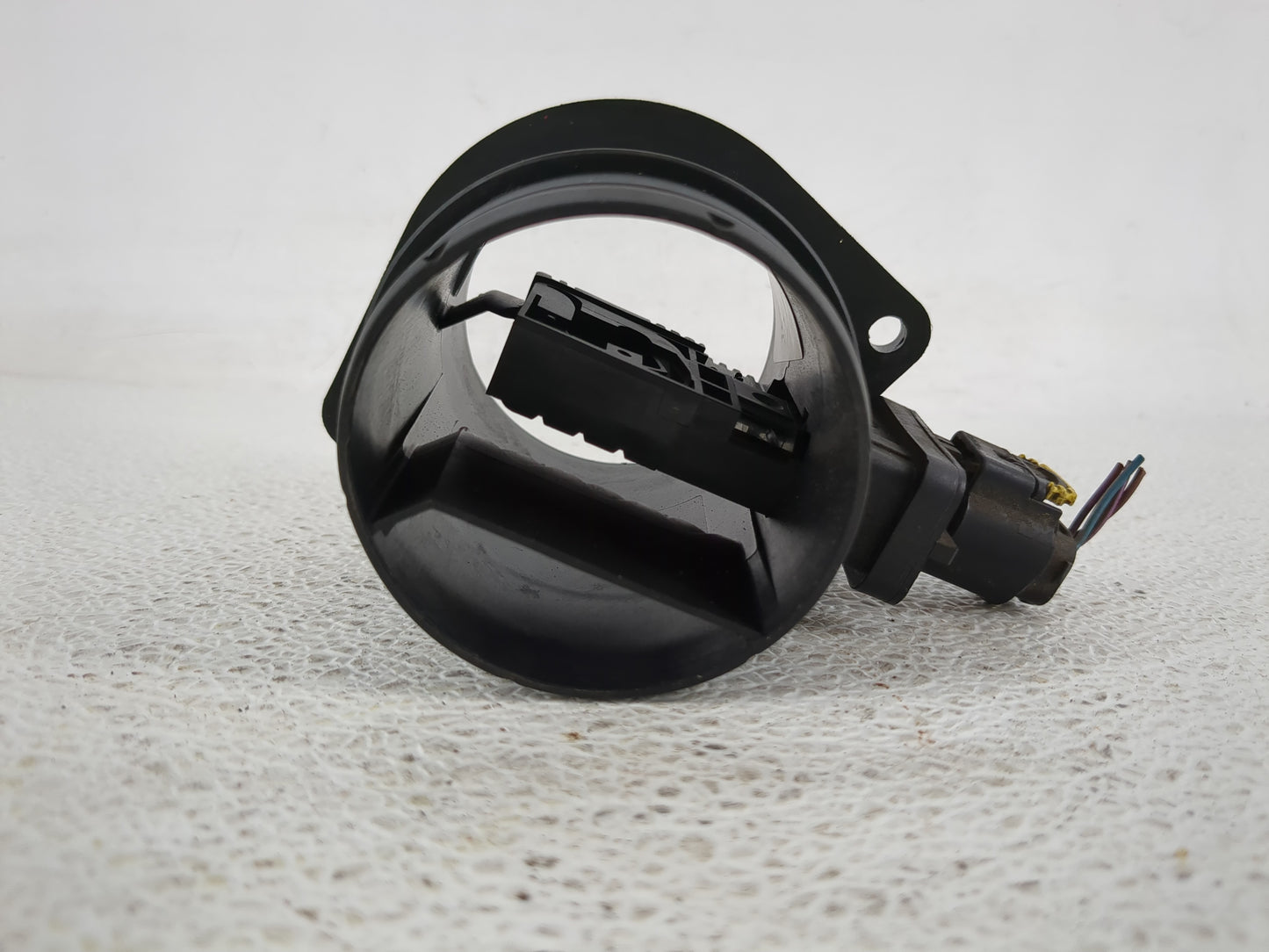 2016 Land Rover Lr4 Mass Air Flow Meter Maf - Oemusedautoparts1.com