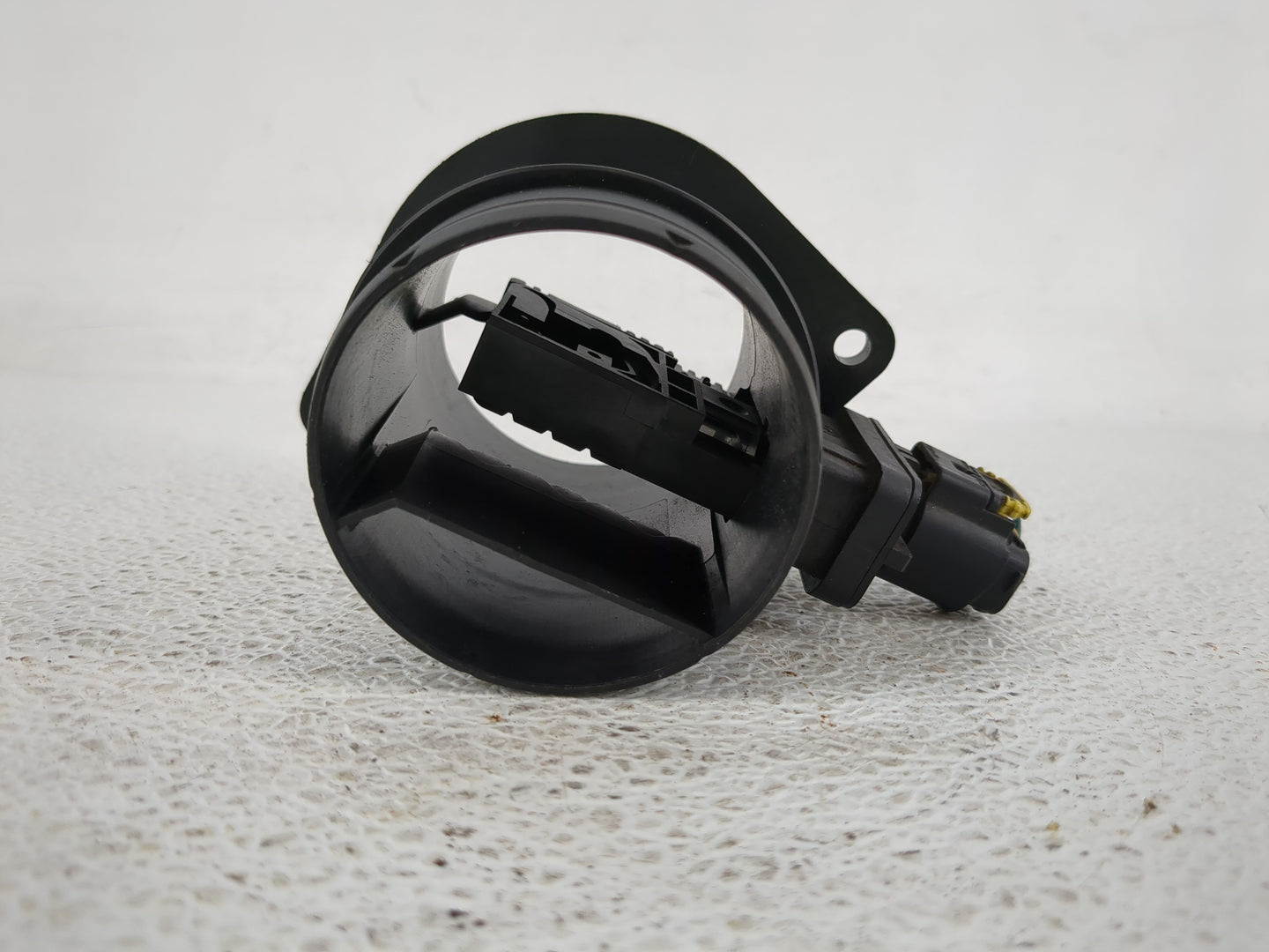2016 Land Rover Lr4 Mass Air Flow Meter Maf - Oemusedautoparts1.com