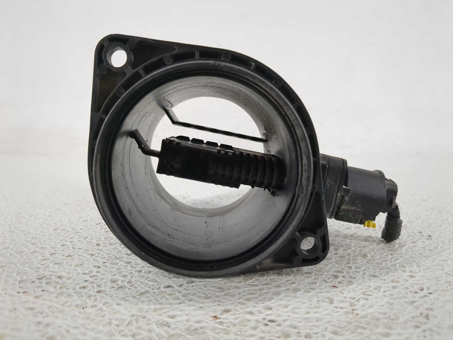 2016 Land Rover Lr4 Mass Air Flow Meter Maf - Oemusedautoparts1.com