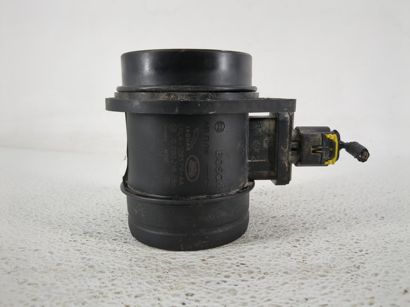 2016 Land Rover Lr4 Mass Air Flow Meter Maf - Oemusedautoparts1.com