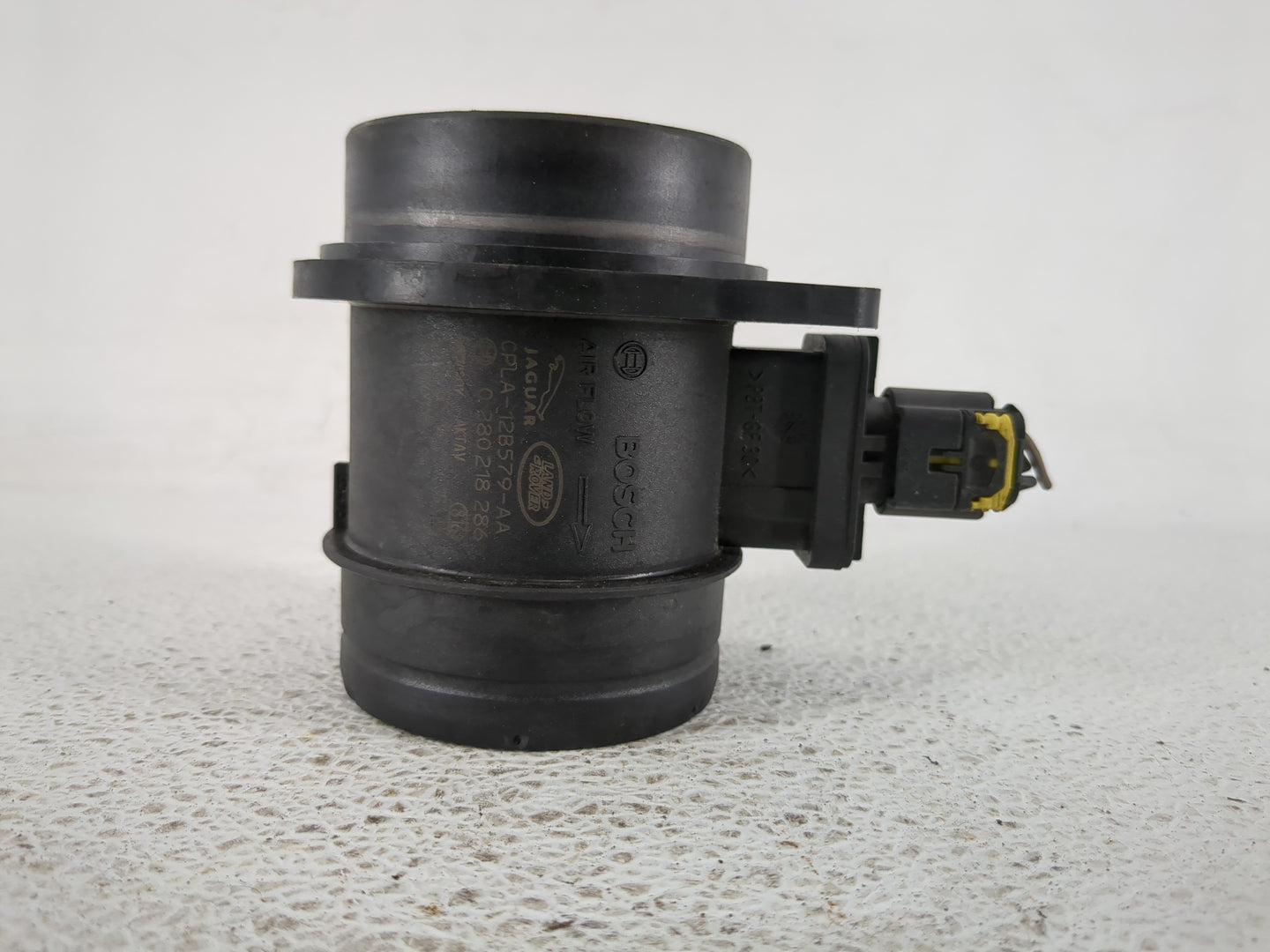 2016 Land Rover Lr4 Mass Air Flow Meter Maf - Oemusedautoparts1.com