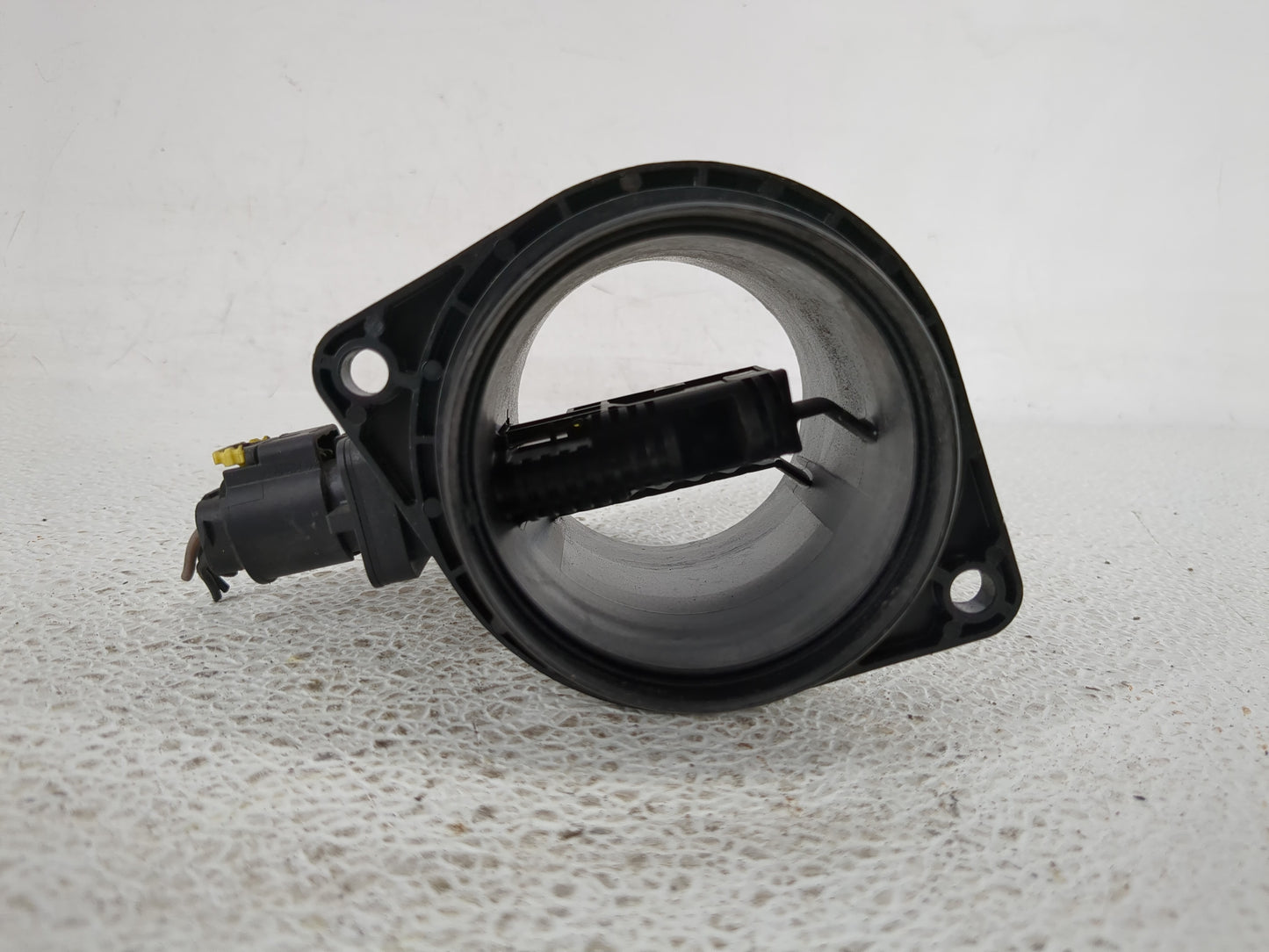 2016 Land Rover Lr4 Mass Air Flow Meter Maf - Oemusedautoparts1.com