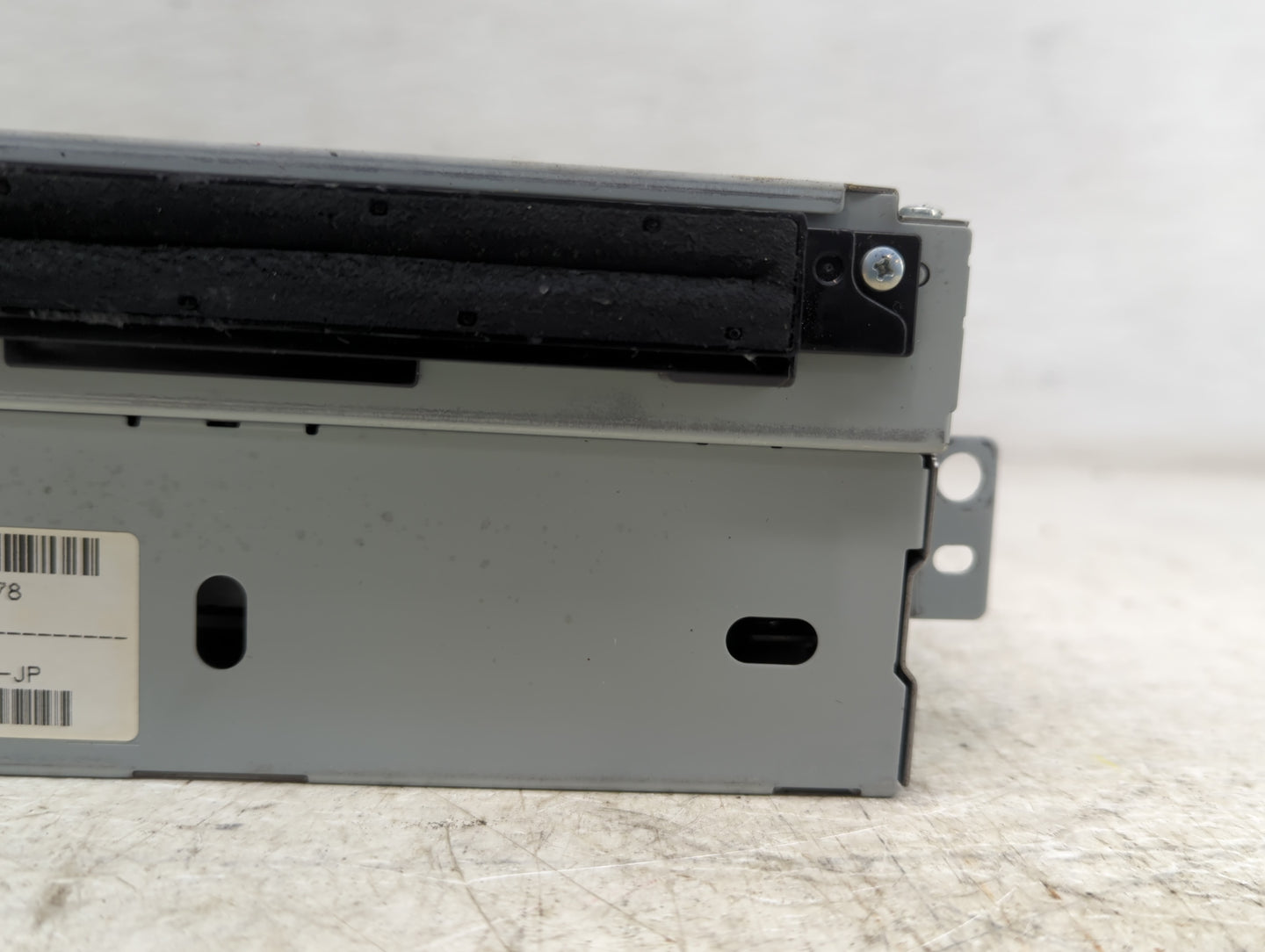 2012-2016 Land Rover Lr4 Radio AM FM Cd Player Receiver Replacement P/N:50645928 AA CF6N-18C815-JP Fits OEM Used Auto Parts 