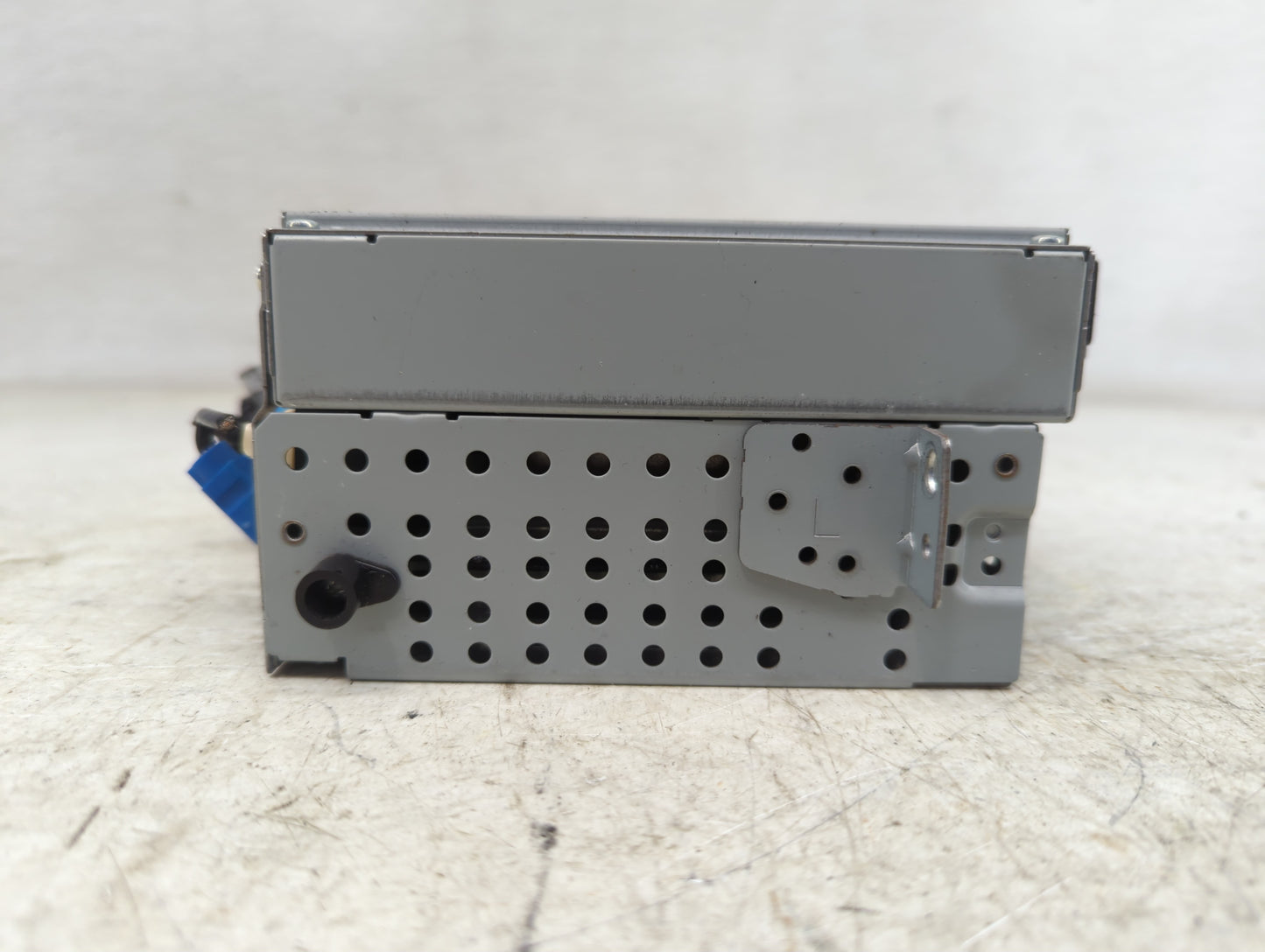2012-2016 Land Rover Lr4 Radio AM FM Cd Player Receiver Replacement P/N:50645928 AA CF6N-18C815-JP Fits OEM Used Auto Parts 