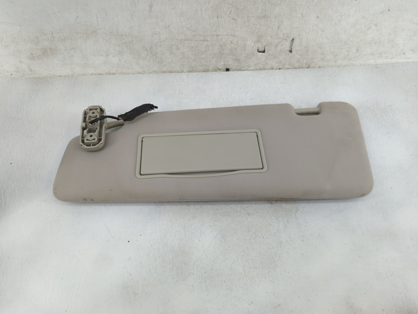 2010-2016 Land Rover Lr4 Sun Visor Shade Replacement Driver Left Mirror Fits Fits 2010 2011 2012 2013 2014 2015 2016 OEM Use