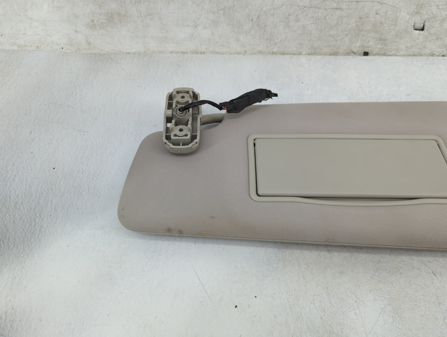 2010-2016 Land Rover Lr4 Sun Visor Shade Replacement Driver Left Mirror Fits Fits 2010 2011 2012 2013 2014 2015 2016 OEM Use