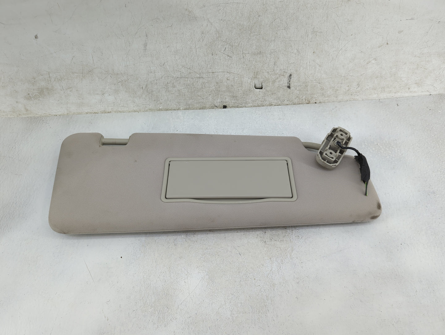 2010-2016 Land Rover Lr4 Sun Visor Shade Replacement Passenger Right Mirror Fits Fits 2010 2011 2012 2013 2014 2015 2016 OEM