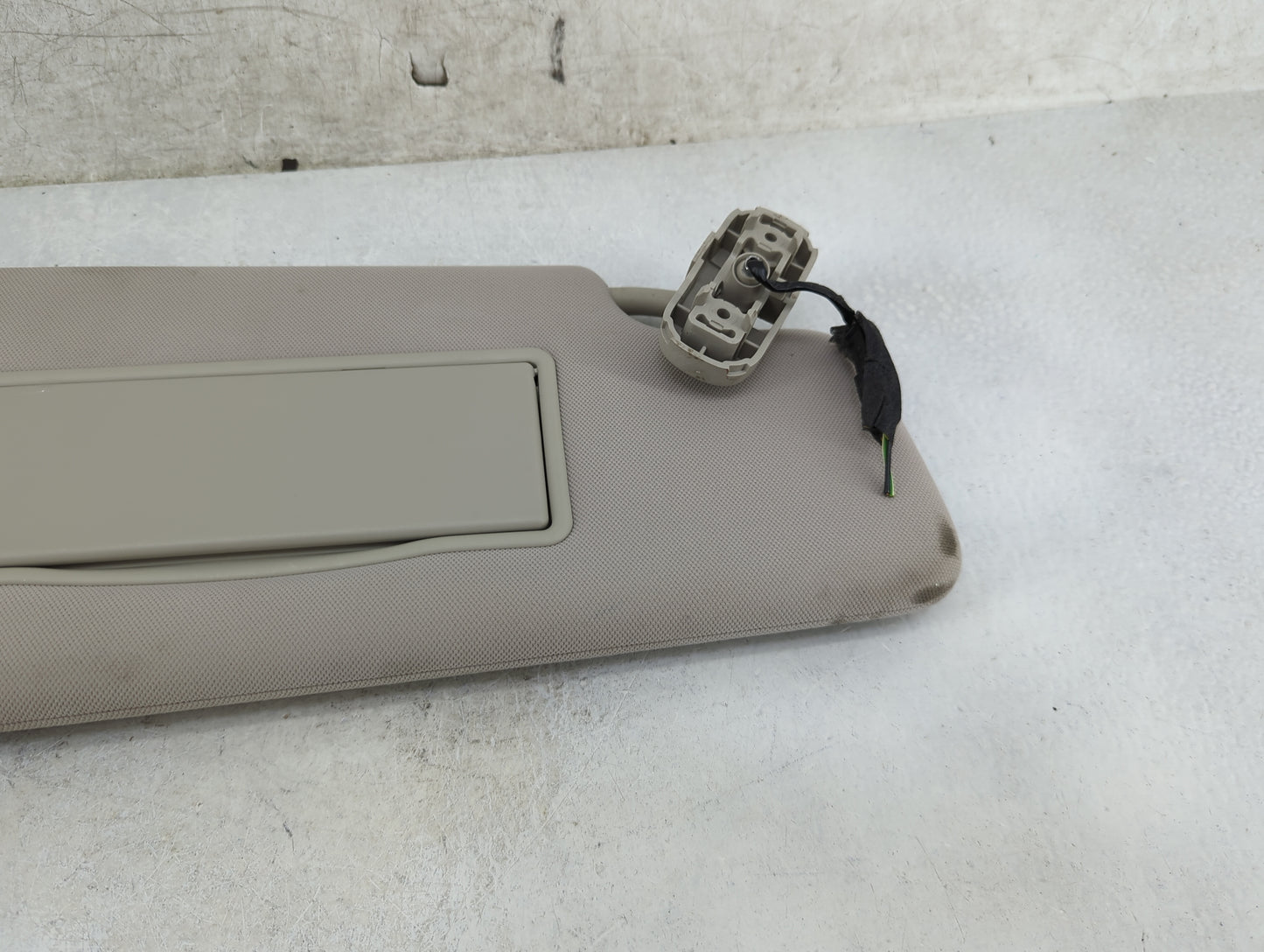 2010-2016 Land Rover Lr4 Sun Visor Shade Replacement Passenger Right Mirror Fits Fits 2010 2011 2012 2013 2014 2015 2016 OEM