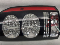2014-2016 Land Rover Lr4 Tail Light Assembly Passenger Right OEM P/N:EH22-13404 Fits Fits 2014 2015 2016 OEM Used Auto Parts