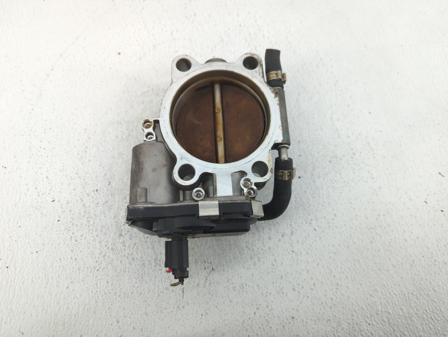 2016 Land Rover Lr4 Throttle Body P/N:DX23-9F991-AB Fits OEM Used Auto Parts - Oemusedautoparts1.com