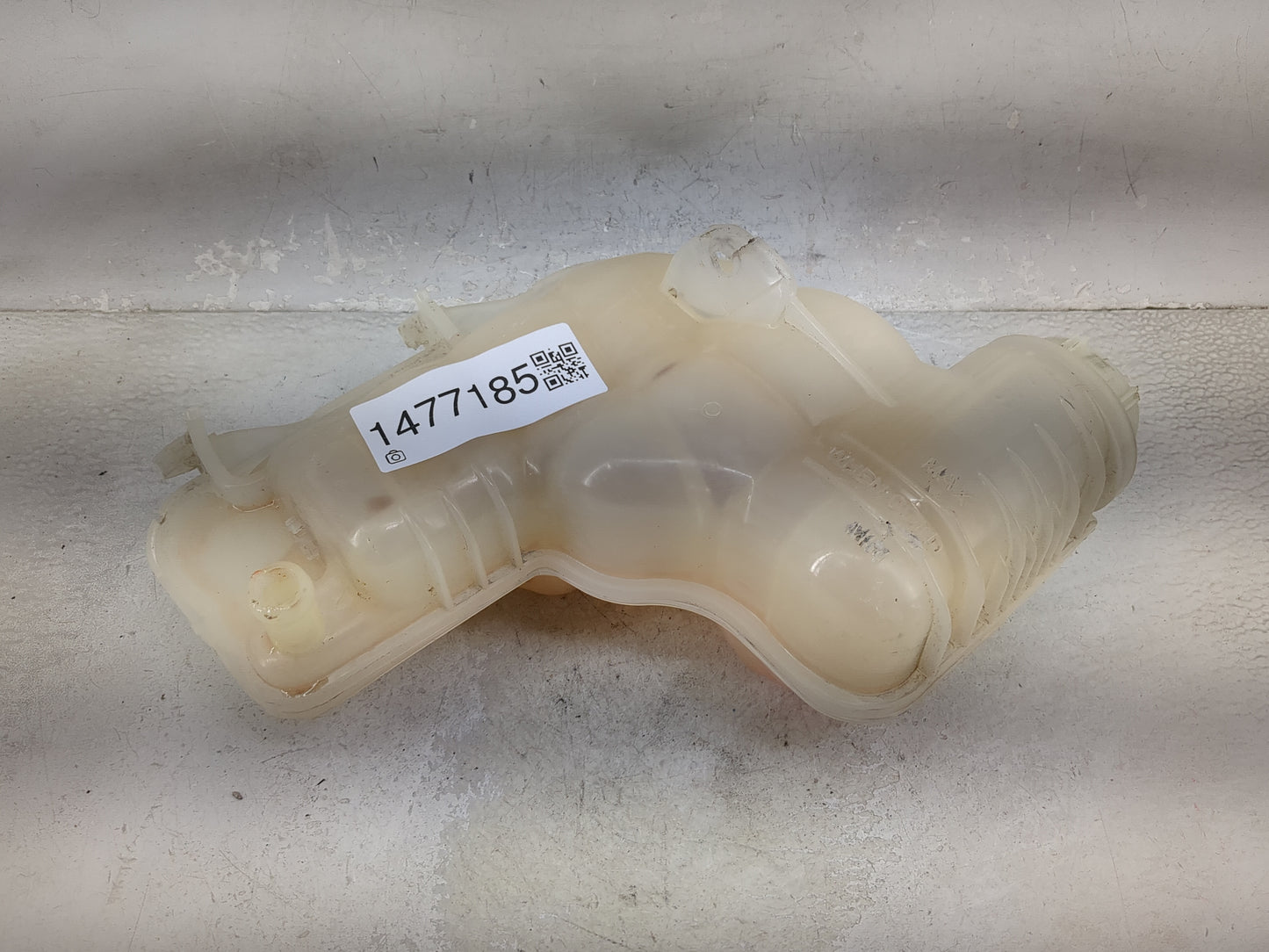 2016 Land Rover Range Rover Windshield Washer Fluid Reservoir Bottle Oem - Oemusedautoparts1.com