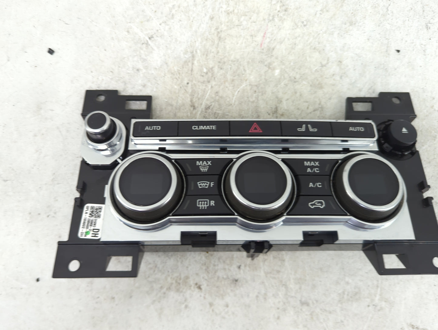 2016 Land Rover Range Rover Climate Control Module Temperature AC/Heater Replacement P/N:GPLA-19A802-CH Fits OEM Used Auto P