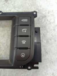 2016-2019 Land Rover Range Rover Evoque Radio Control Panel - Oemusedautoparts1.com