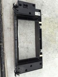 2016-2019 Land Rover Range Rover Evoque Radio Control Panel - Oemusedautoparts1.com