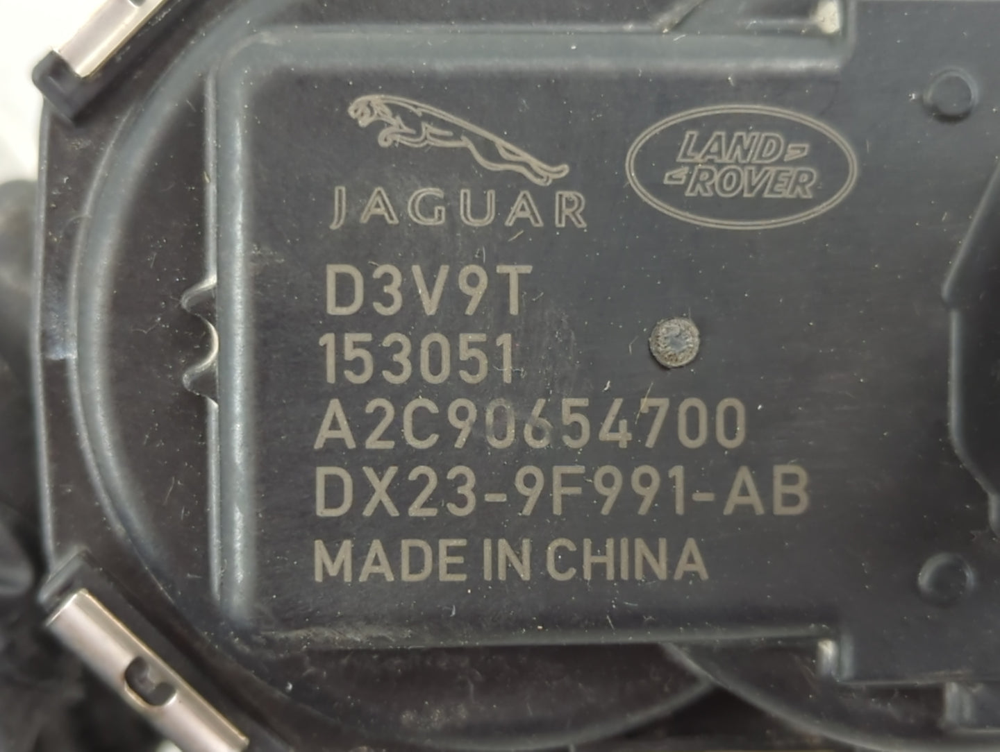 2014-2020 Land Rover Range Rover Sport Throttle Body P/N:DX23-9F991-AB Fits Fits 2013 2014 2015 2016 2017 2018 2019 2020 OEM