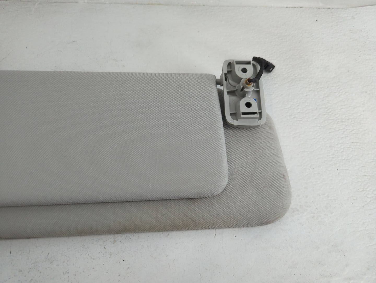 2016-2020 Land Rover Range Rover Sport Sun Visor Shade Replacement Passenger Right Mirror Fits OEM Used Auto Parts - Oemused