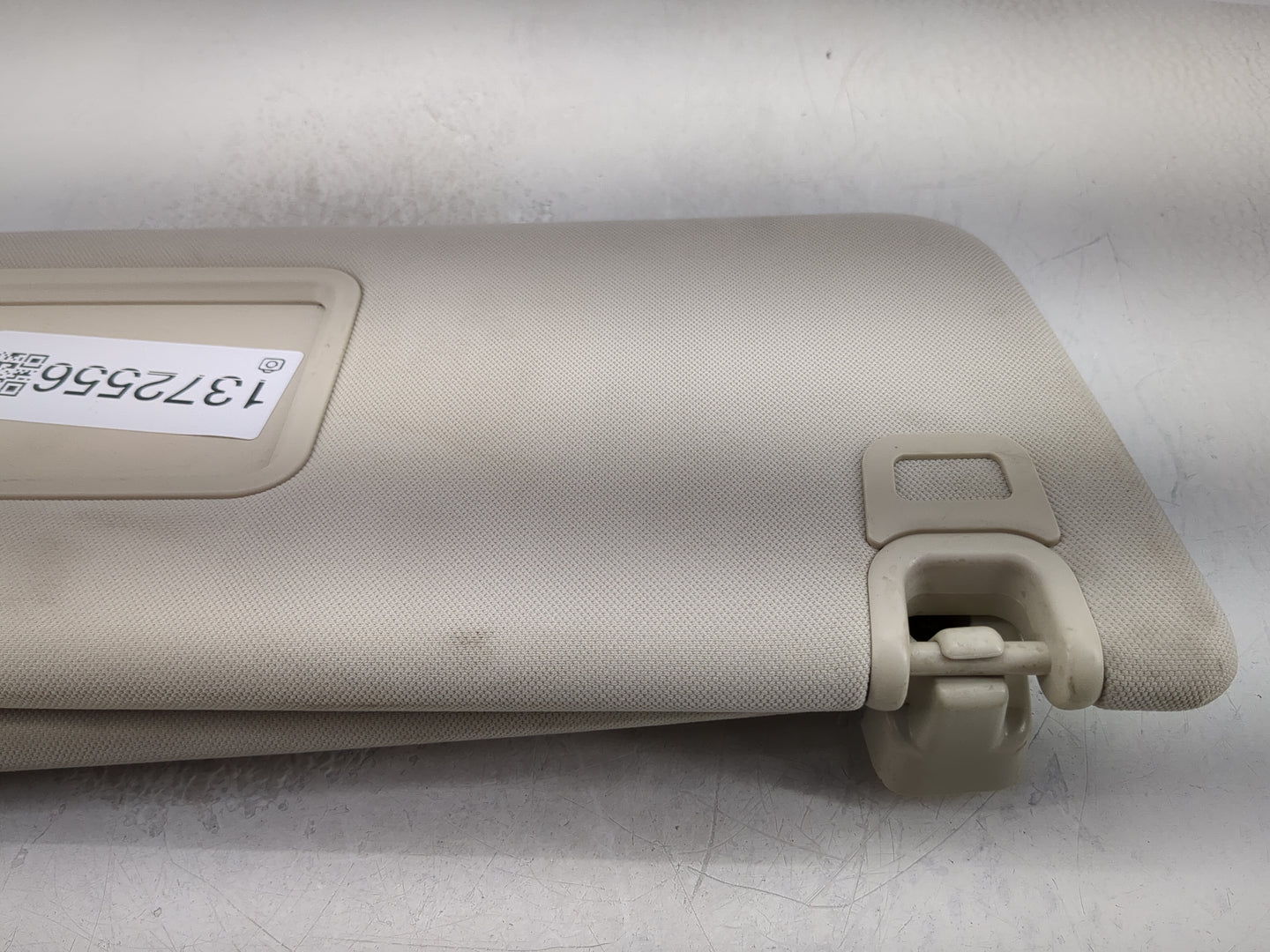 2016-2020 Land Rover Range Rover Sport Sun Visor Shade Replacement Passenger Right Mirror Fits OEM Used Auto Parts - Oemused