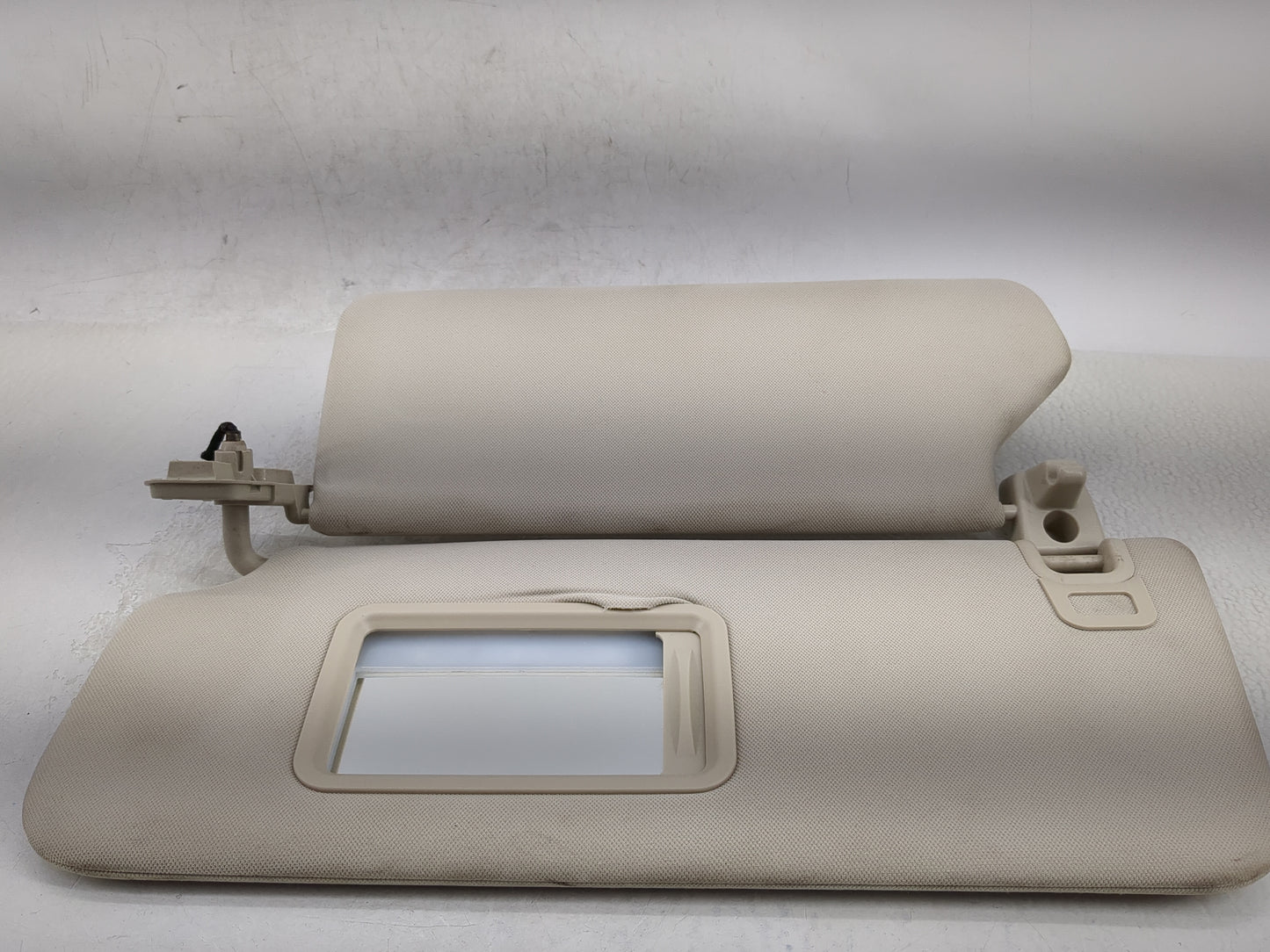 2016-2020 Land Rover Range Rover Sport Sun Visor Shade Replacement Driver Left Mirror Fits OEM Used Auto Parts - Oemusedauto