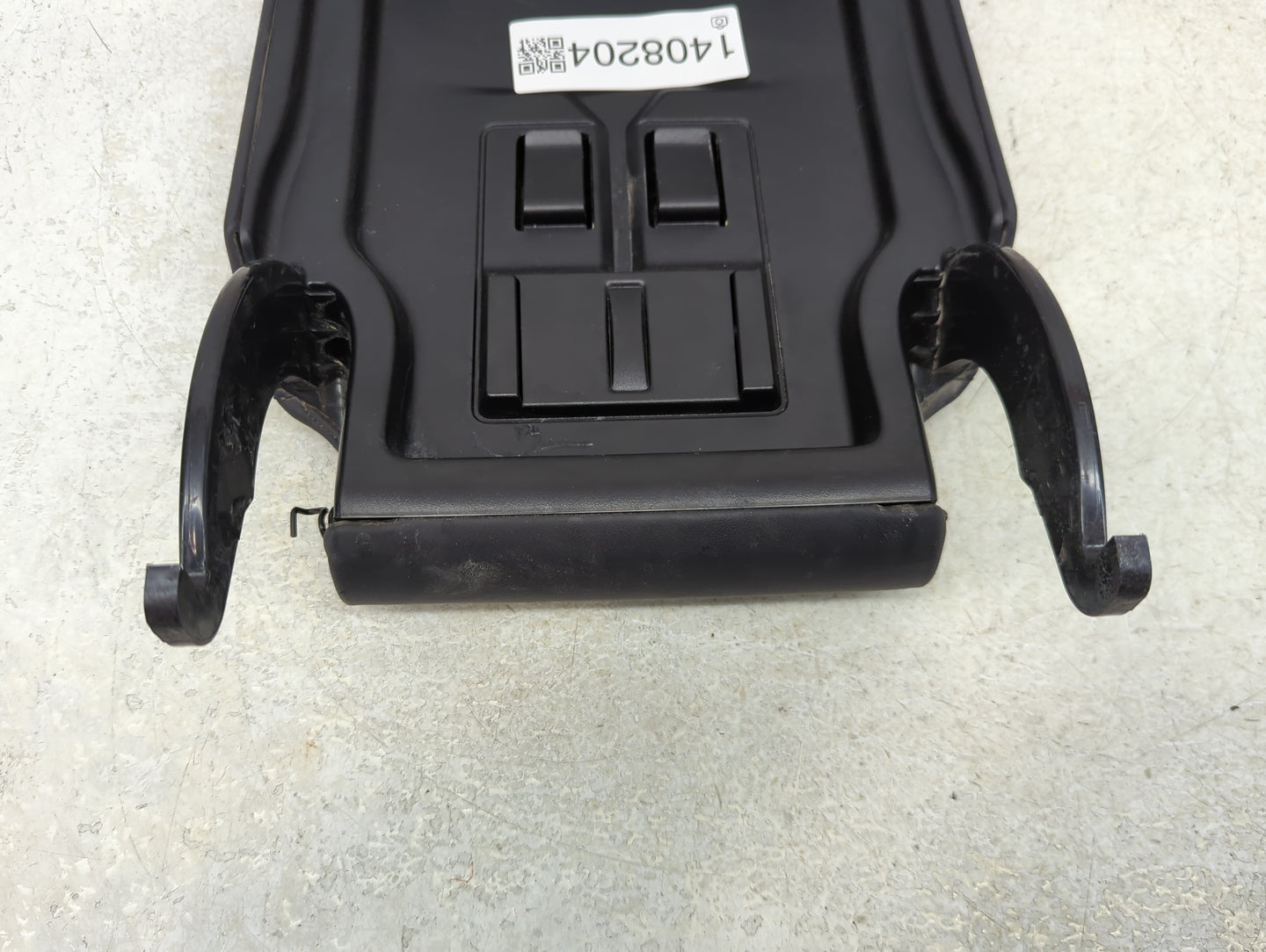 2016 Land Rover Range Rover Sport Center Console Armrest Cover Lid Fits OEM Used Auto Parts - Oemusedautoparts1.com