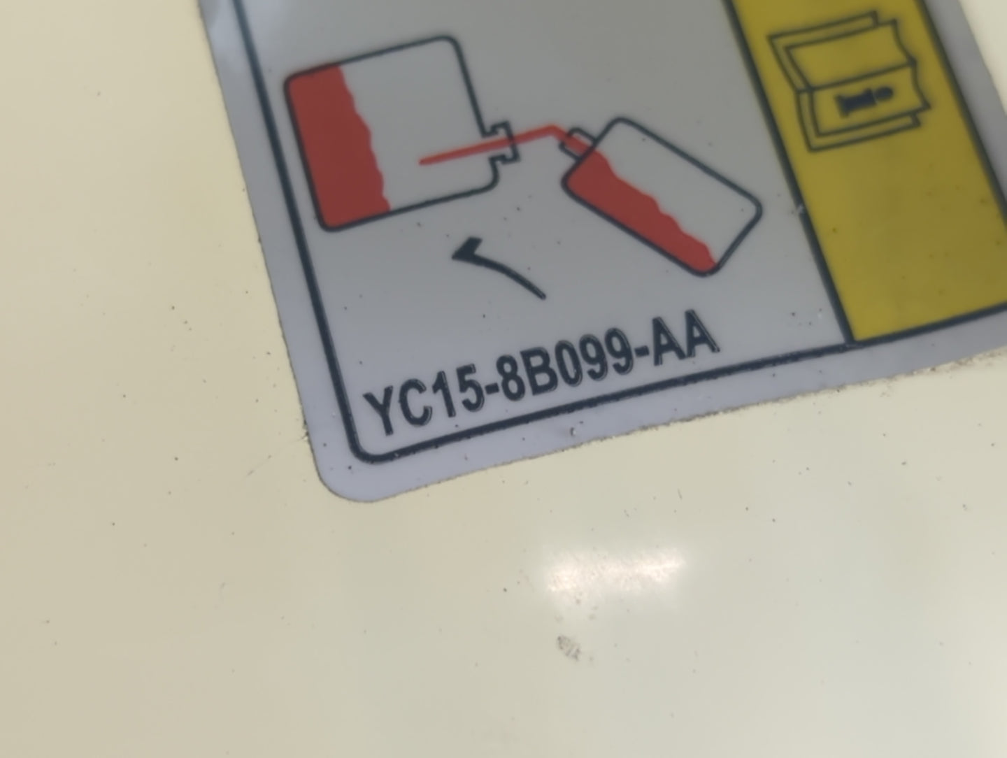 2014 Range Rover Sport Radiator Coolant Overflow Expansion Tank Bottle - Oemusedautoparts1.com