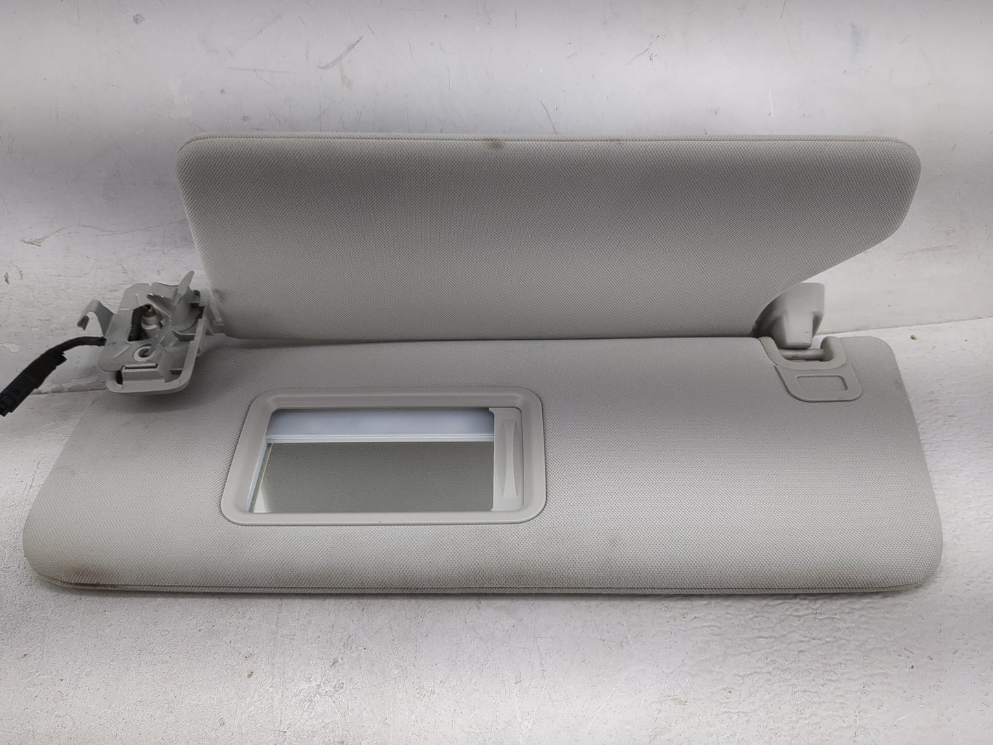 2016-2020 Land Rover Range Rover Sport Sun Visor Shade Replacement Driver Left Mirror Fits OEM Used Auto Parts - Oemusedauto