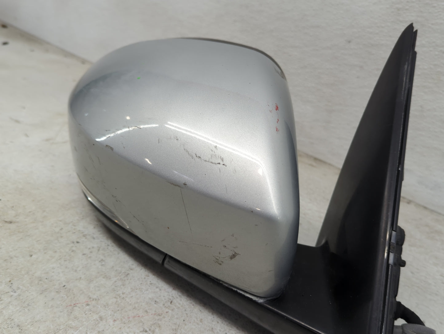 2016-2017 Land Rover Range Rover Sport Passenger Side View Mirror - Right Door Mirror OEM Used - Oemusedautoparts1.com