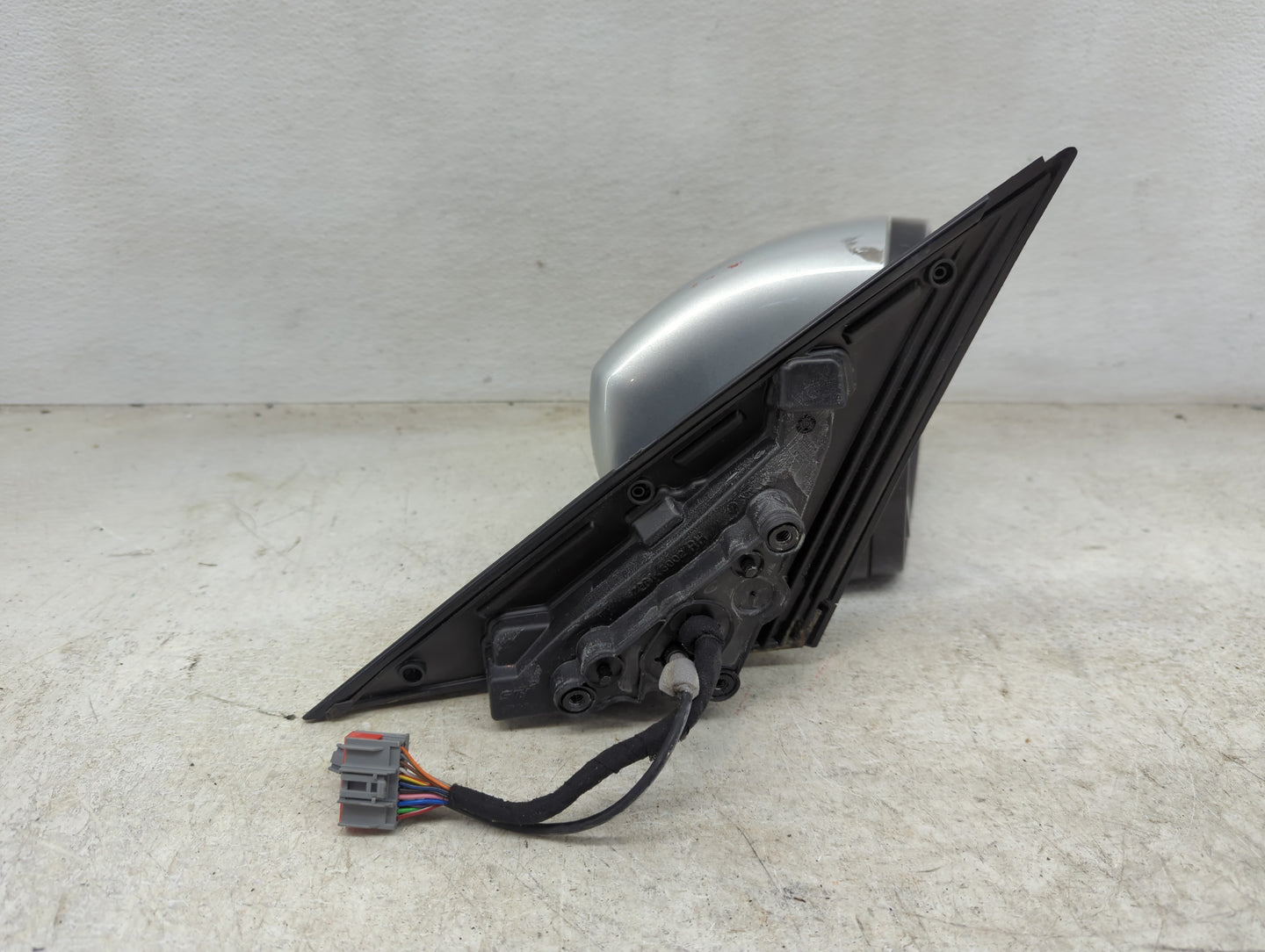 2016-2017 Land Rover Range Rover Sport Passenger Side View Mirror - Right Door Mirror OEM Used - Oemusedautoparts1.com