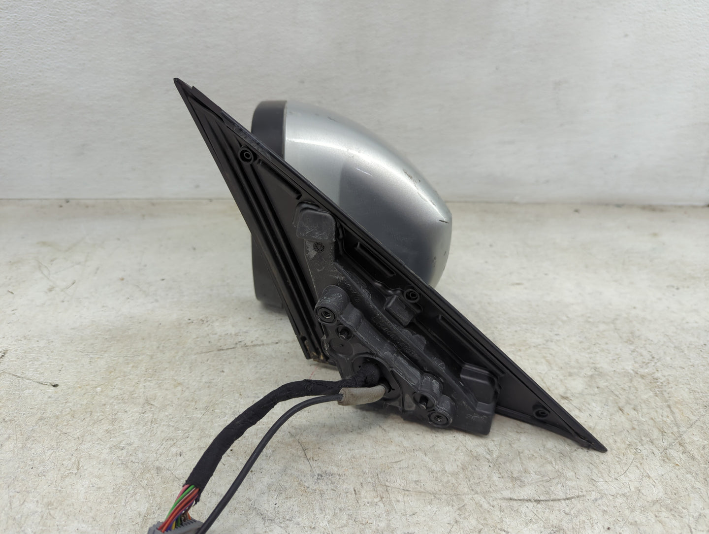 2016-2017 Land Rover Range Rover Sport Driver Side View Mirror - Left Door Mirror OEM Used - Oemusedautoparts1.com