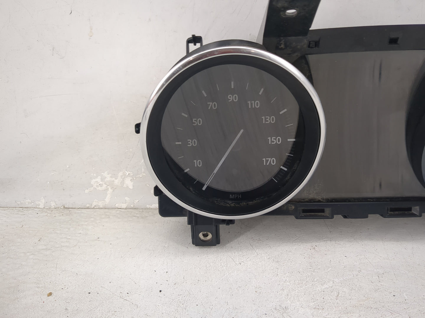 2016 Land Rover Range Rover Sport Instrument Cluster Speedometer Gauges P/N:GPLA10849AF LR-0042-001 Miles: Fits OEM Used Aut
