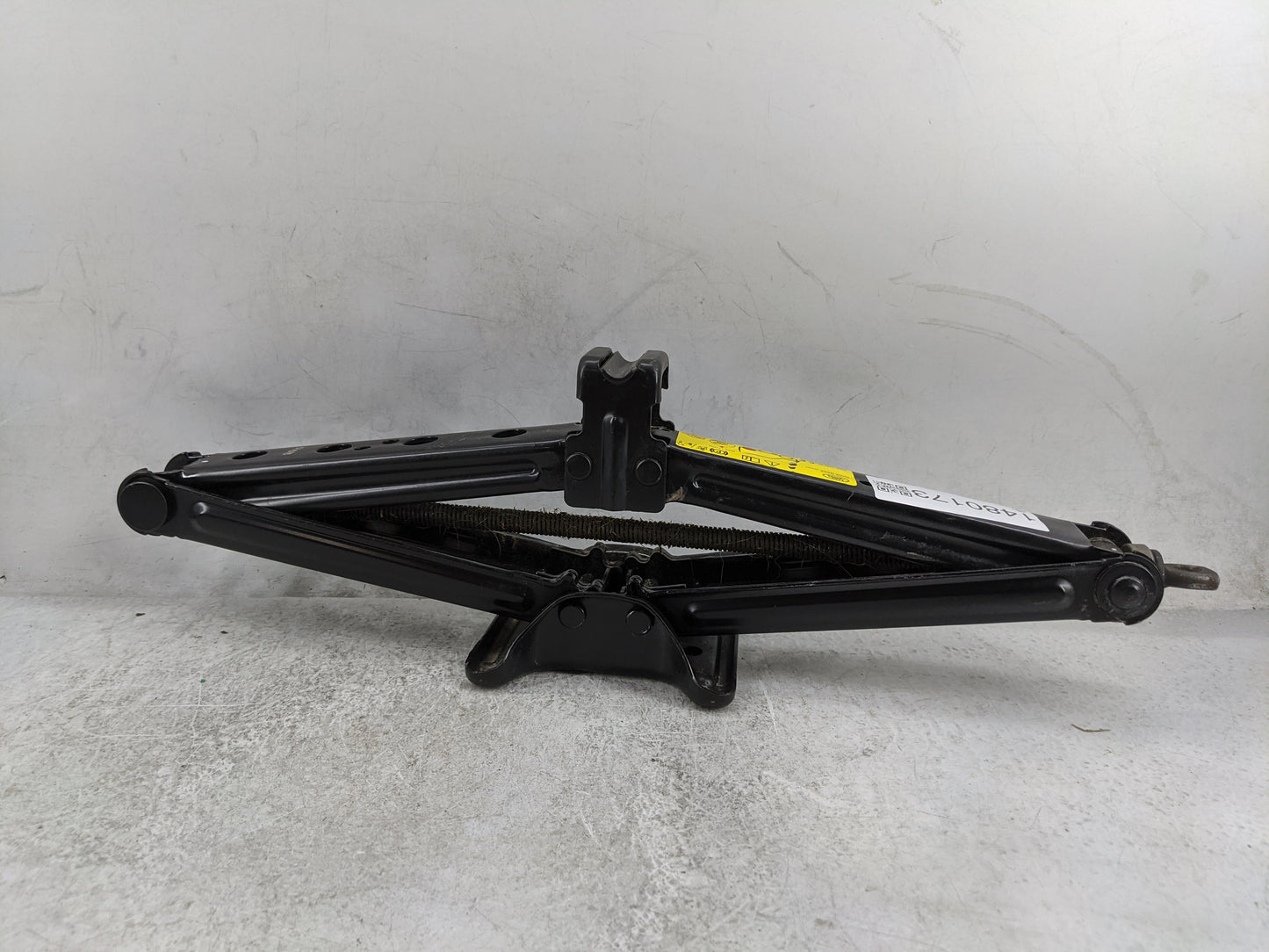 2016 Land Rover Range Rover Sport Spare Scissor Car Jack Black - Oemusedautoparts1.com