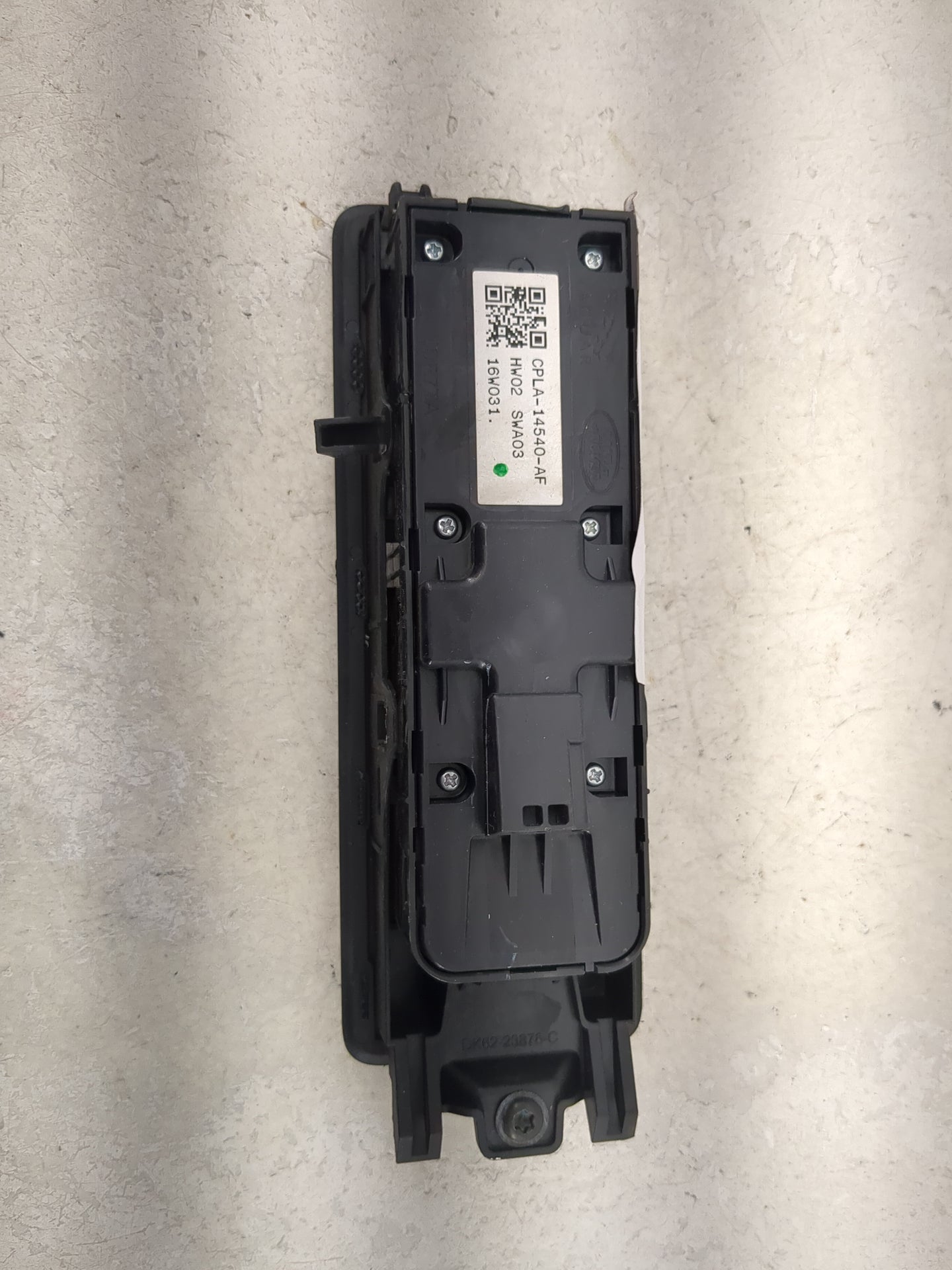 2014-2017 Land Rover Range Rover Sport Master Power Window Switch Replacement Driver Side Left P/N:CPLA-14540-AF Fits OEM Us