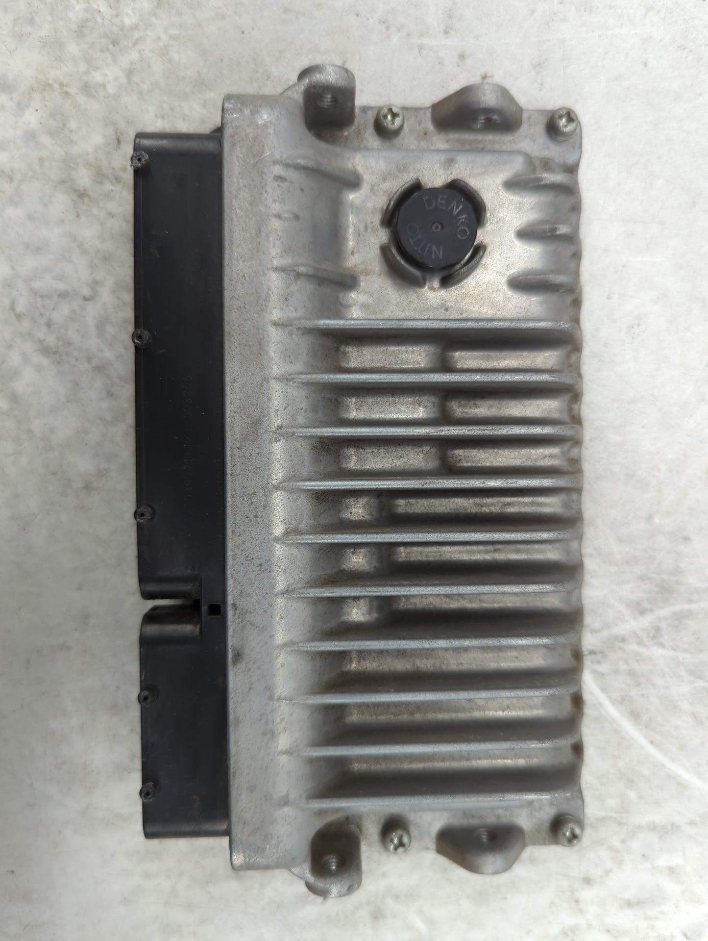 2016 Lexus Es350 PCM Engine Control Computer ECU ECM PCU OEM P/N:89661-33R70 275600-5652 Fits OEM Used Auto Parts - Oemuseda