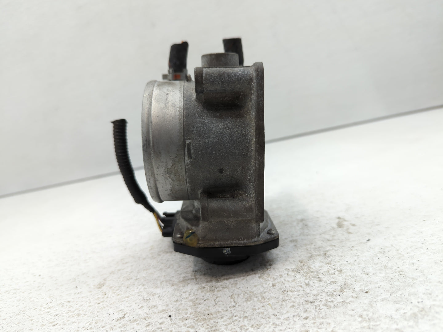 2007-2018 Lexus Es350 Throttle Body P/N:22030-0P050 Fits OEM Used Auto Parts - Oemusedautoparts1.com