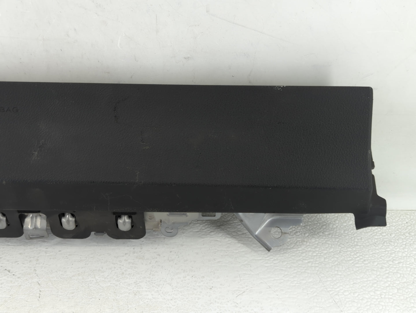 2016-2018 Lexus Es350 Air Bag Passenger Right Knee OEM P/N:402739316M3H Fits Fits 2016 2017 2018 OEM Used Auto Parts - Oemus