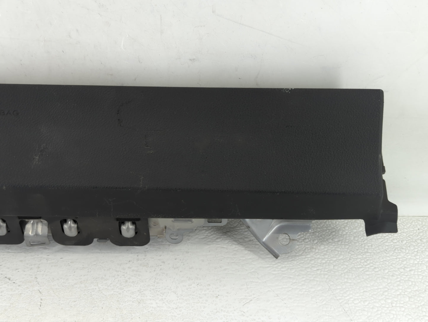 2016-2018 Lexus Es350 Air Bag Passenger Right Knee OEM P/N:402739316M3H Fits Fits 2016 2017 2018 OEM Used Auto Parts - Oemus