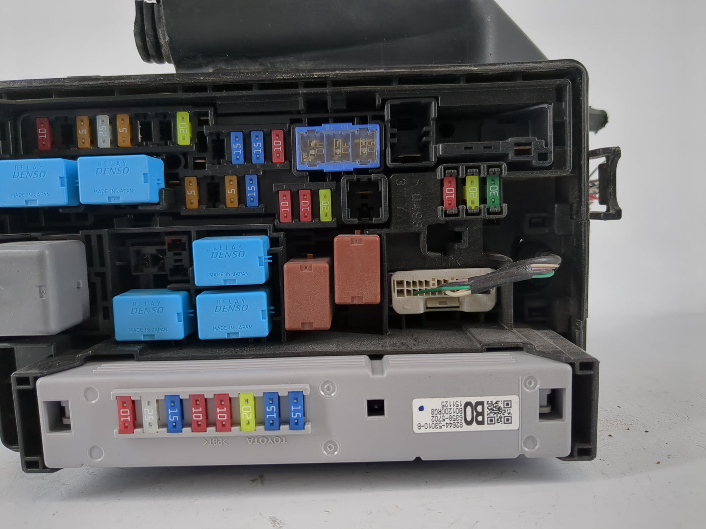 2016-2017 Lexus Is200t Fusebox Fuse Box Panel Relay Module P/N:82662-53271 Fits Fits 2016 2017 2018 2019 OEM Used Auto Parts