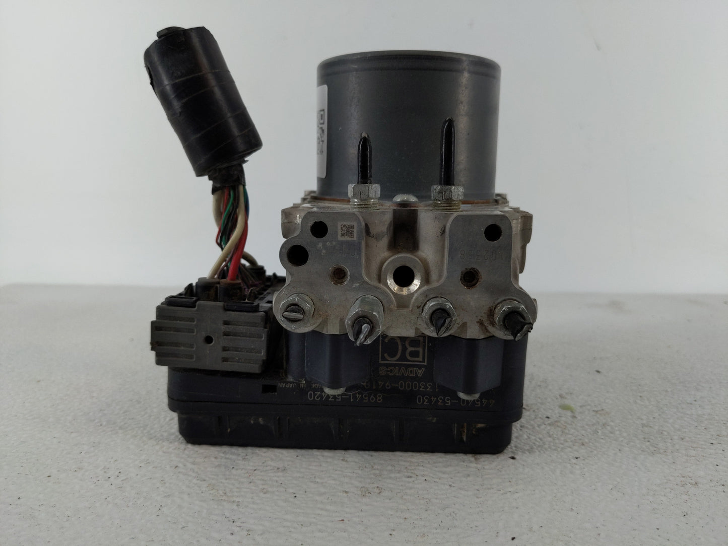 2016 Lexus Is200t ABS Pump Control Module Replacement P/N:89541-53420 44540-53430 Fits OEM Used Auto Parts - Oemusedautopart